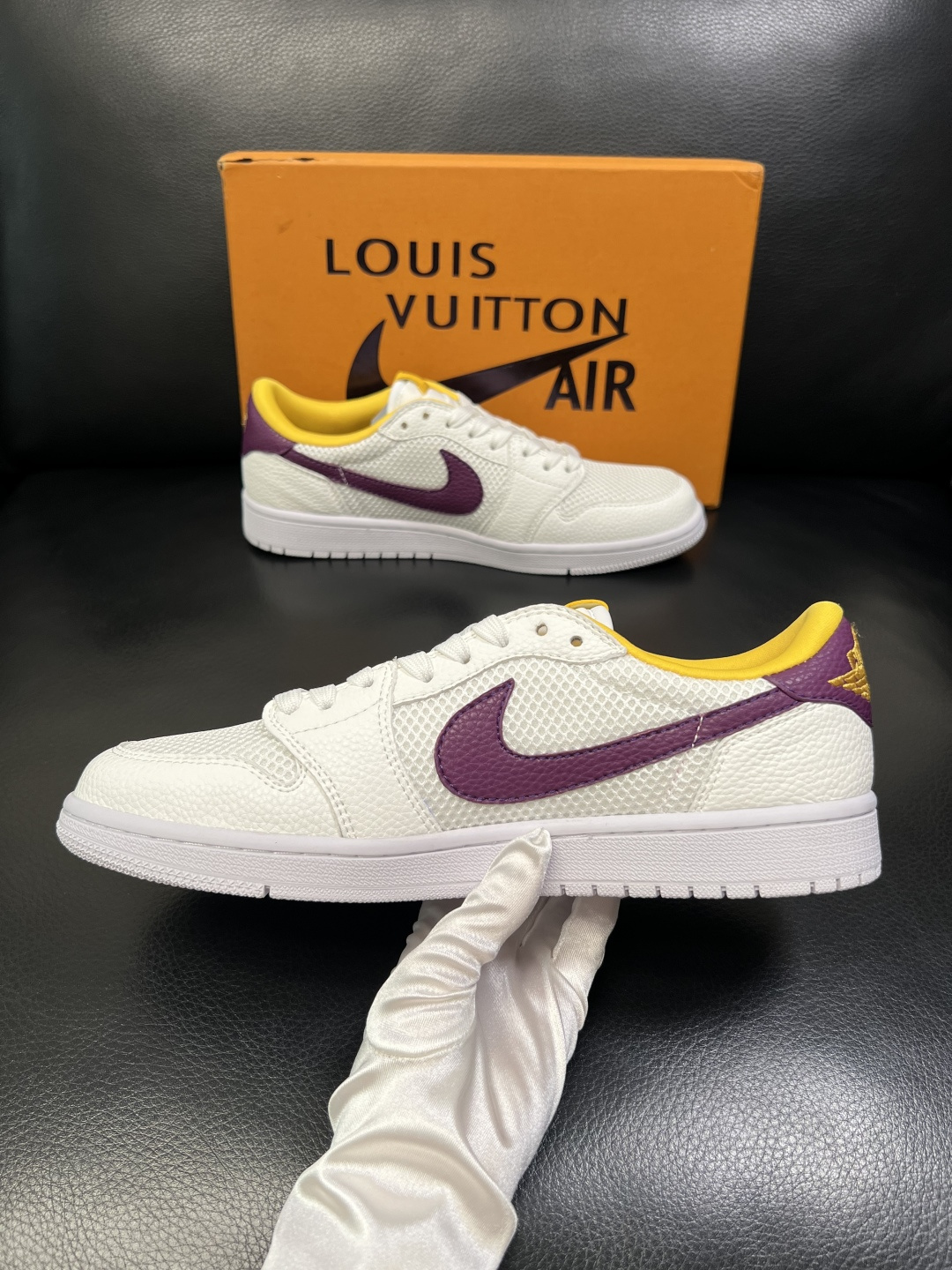 Lv联名nike 高品质 顶级工艺品 路易威登联名，专柜同步，鞋面意大利进口，高品质拼接缤纷色彩复杂工艺