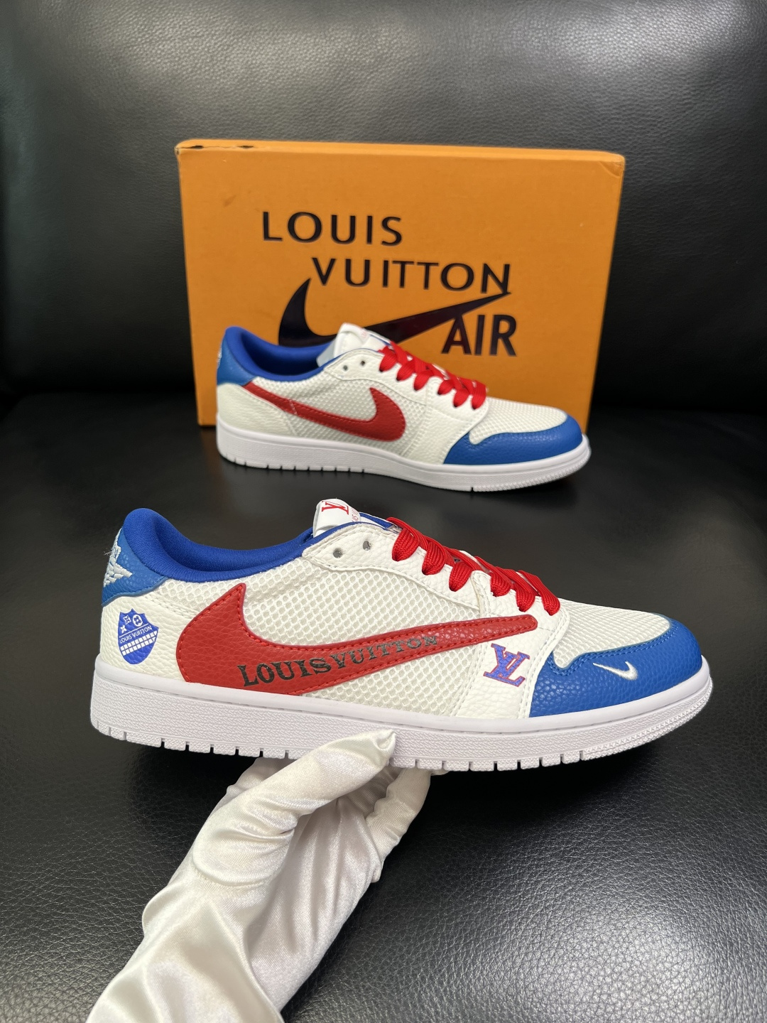 Lv联名nike 高品质 顶级工艺品 路易威登联名，专柜同步，鞋面意大利进口，高品质拼接缤纷色彩复杂工艺