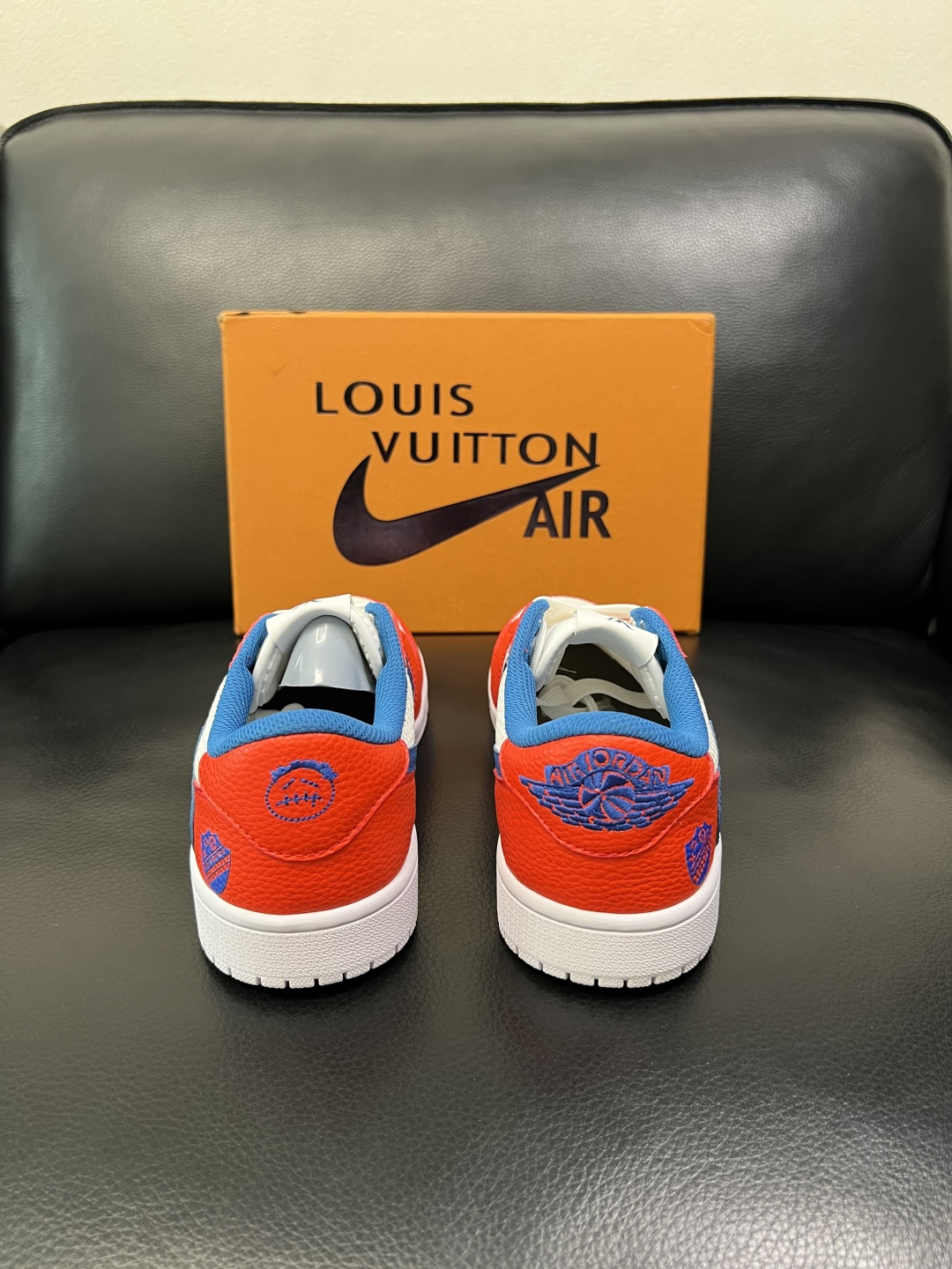 Lv联名nike 高品质 顶级工艺品 路易威登联名，专柜同步，鞋面意大利进口，高品质拼接缤纷色彩复杂工艺