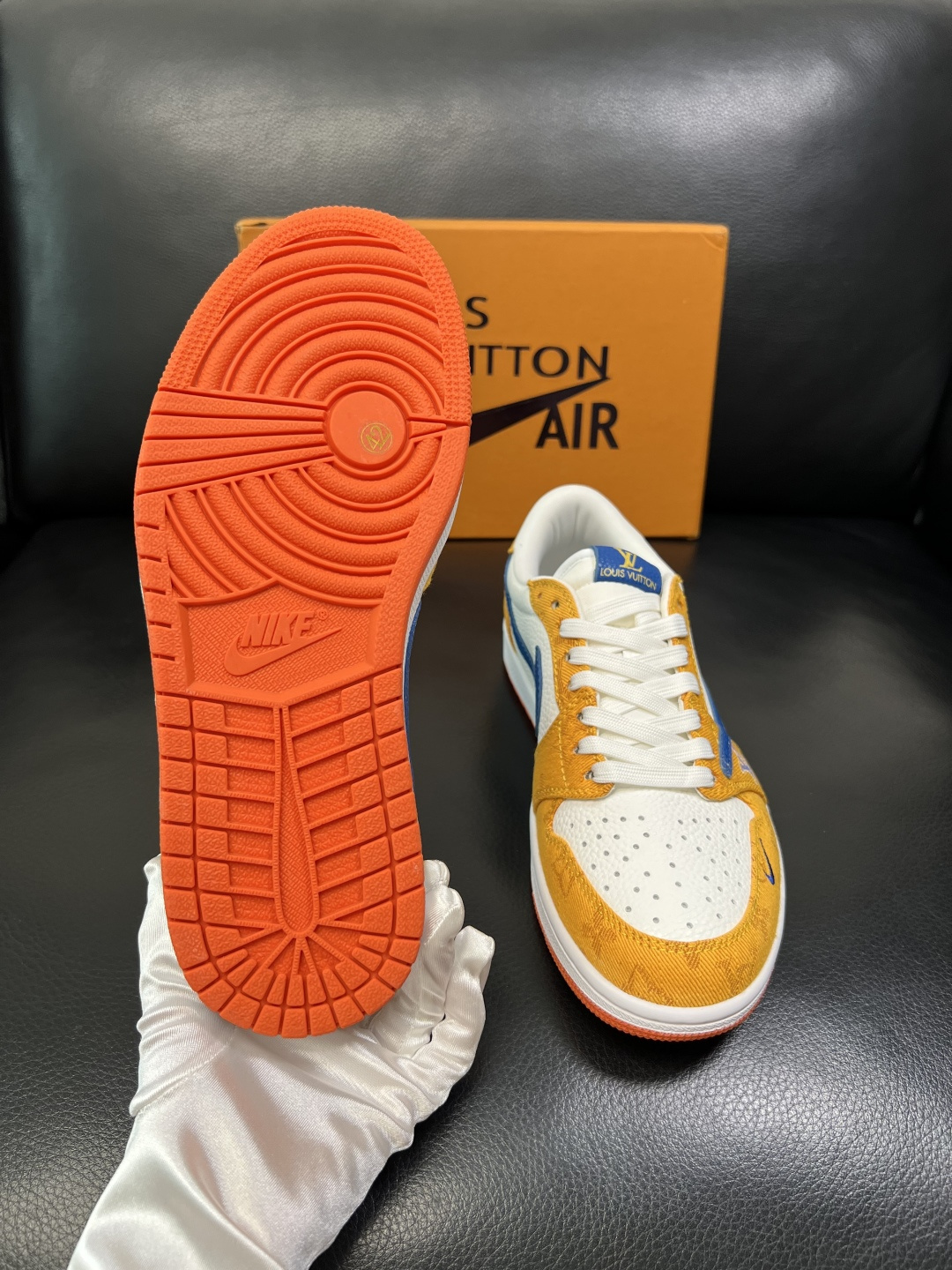 Lv联名nike 高品质 顶级工艺品 路易威登联名，专柜同步，鞋面意大利进口，高品质拼接缤纷色彩复杂工艺