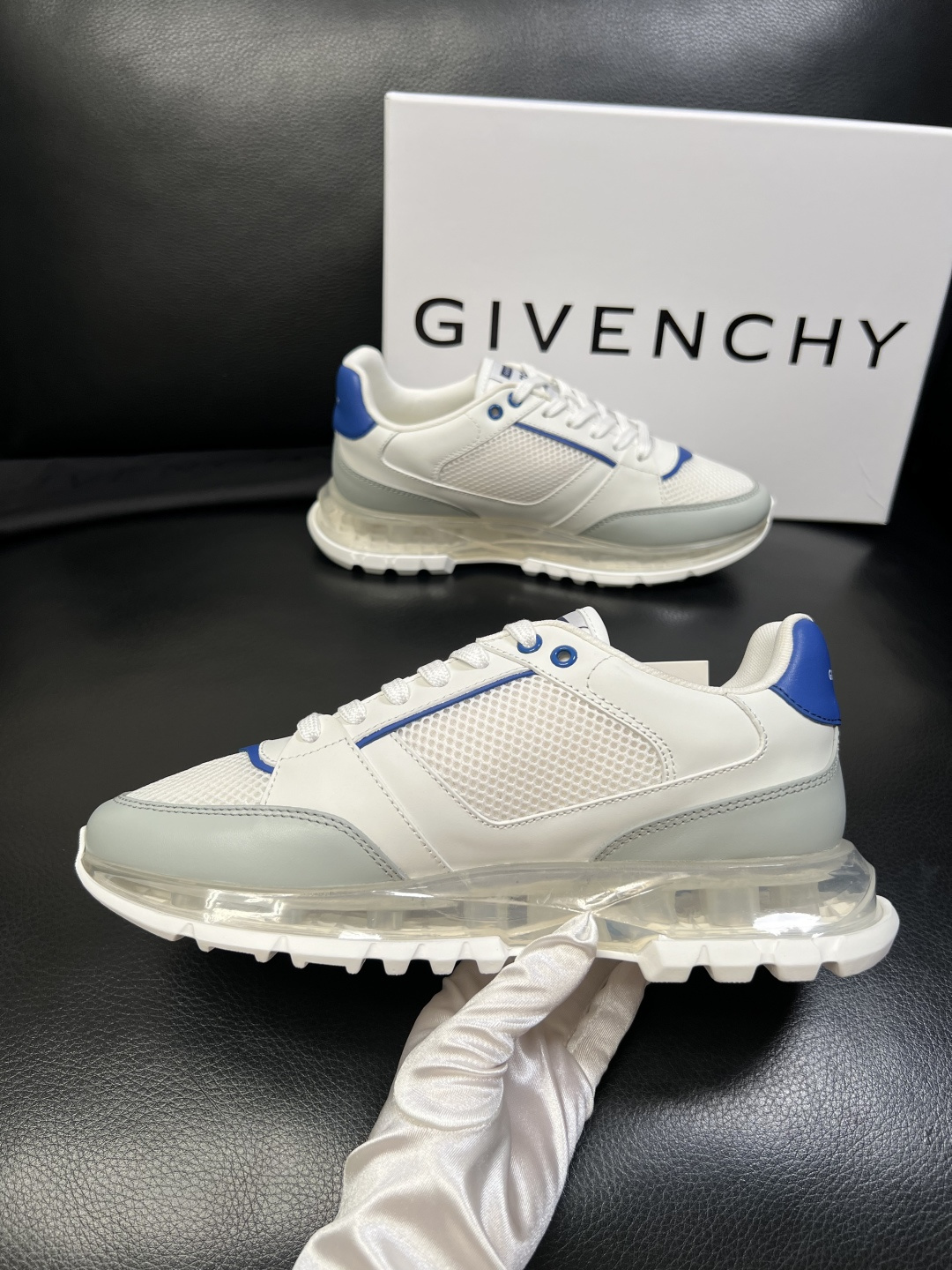 Givenchy 高品质 顶级工艺品 纪梵希 专柜同步原厂配置，意大利进口牛皮搭配网布面料，全鞋配件私模