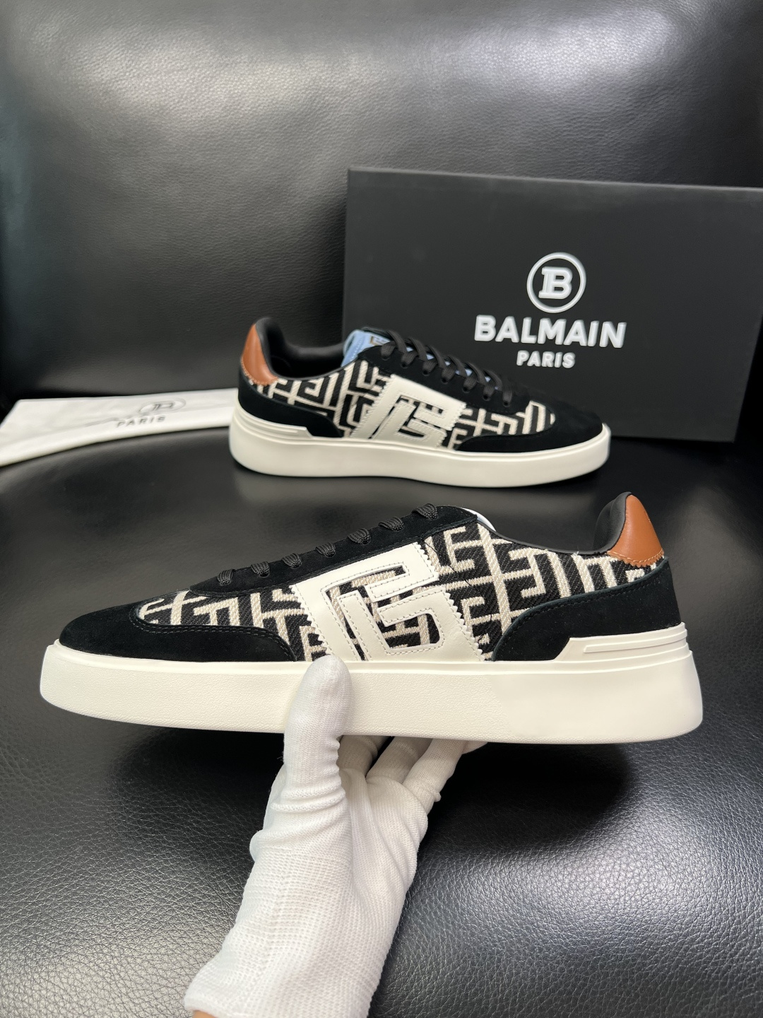 ⚠️只换码不退⚠️ BALMAIN 高品质 巴尔曼 顶级工艺品 专柜新品同步，鞋面意大利进口牛皮拼布面料
