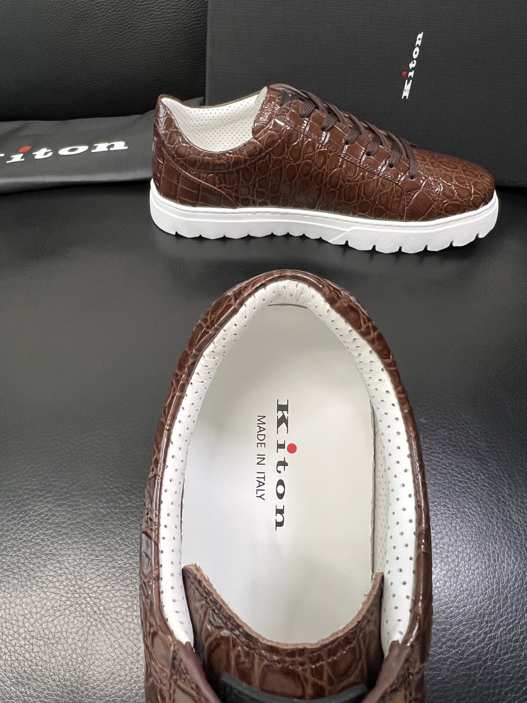 ⚠️只换码不退⚠️ kiton 高品质 顶级工艺品 专柜新品同步，鞋面意大利进口牛皮面料，进口水染牛皮内