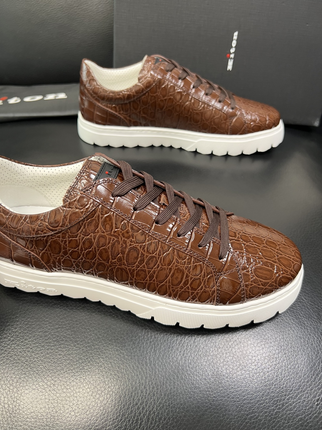 ⚠️只换码不退⚠️ kiton 高品质 顶级工艺品 专柜新品同步，鞋面意大利进口牛皮面料，进口水染牛皮内