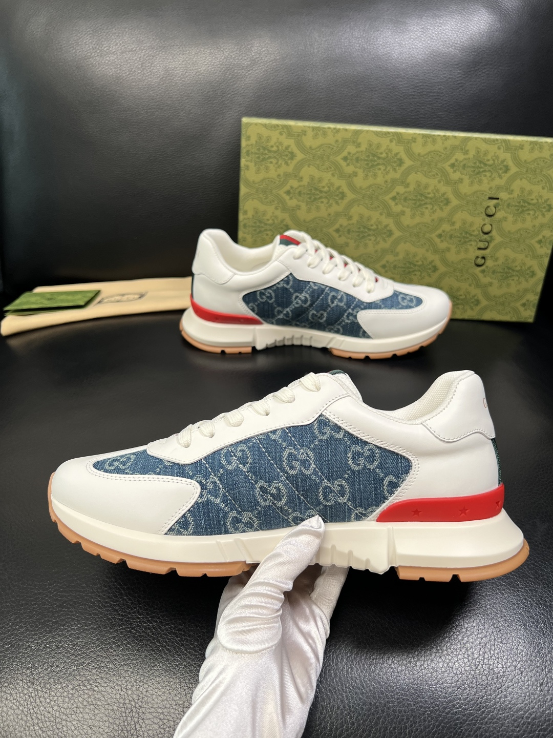 Gucci 高品质 顶级工艺品 古奇 专柜新款原厂配置，意大利进口牛皮面料，进口牛皮内里垫，透气舒适，鞋