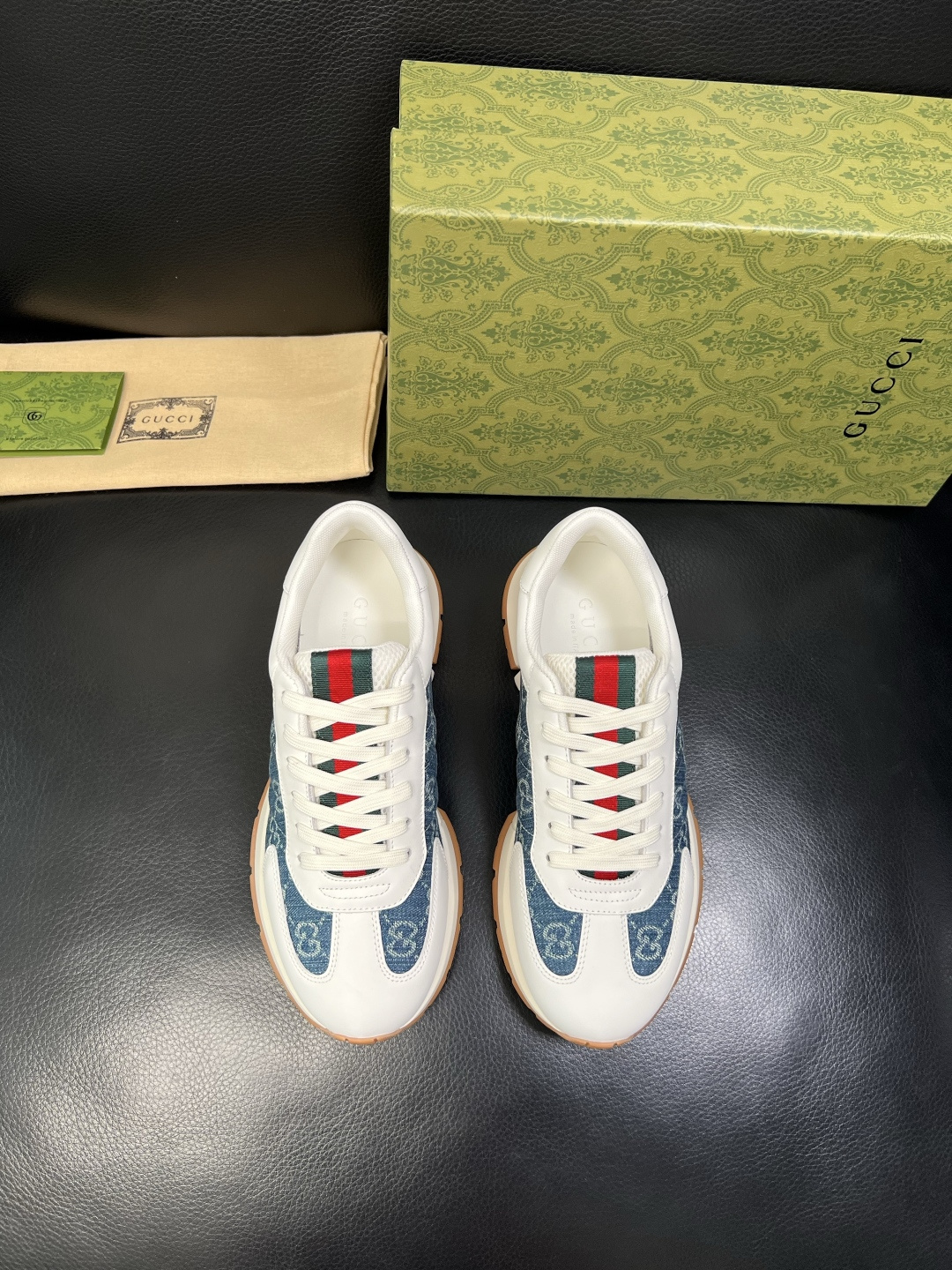 Gucci 高品质 顶级工艺品 古奇 专柜新款原厂配置，意大利进口牛皮面料，进口牛皮内里垫，透气舒适，鞋