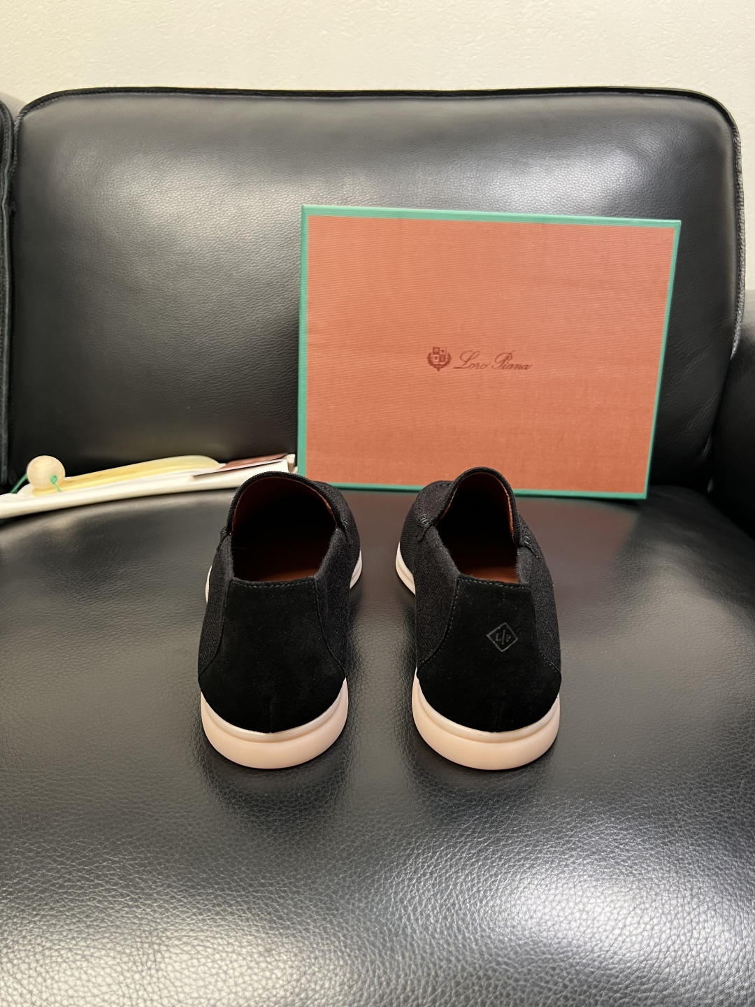 Loro Piana 高品质 顶级工艺品 诺悠翩雅 新品专柜同步原厂配置，鞋面意大利进口牛皮面料，高品质