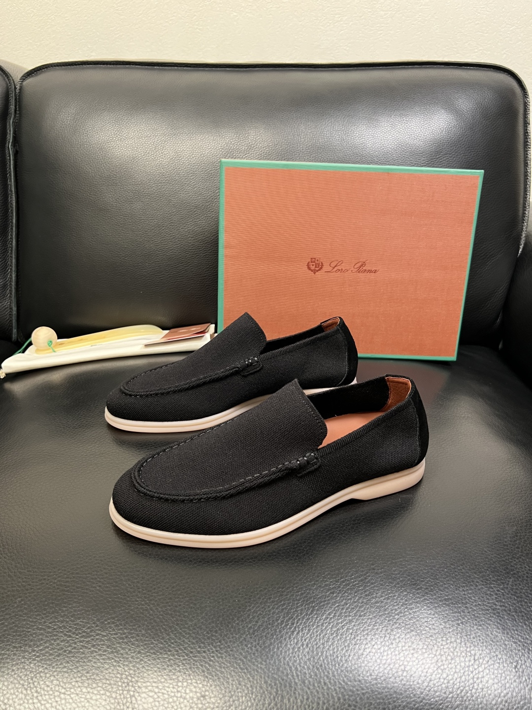 Loro Piana 高品质 顶级工艺品 诺悠翩雅 新品专柜同步原厂配置，鞋面意大利进口牛皮面料，高品质