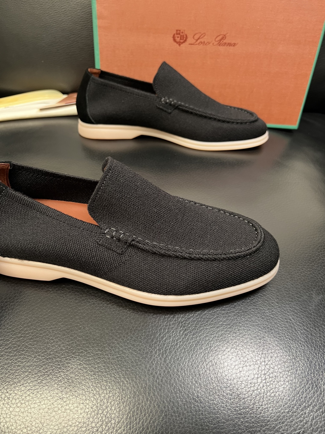 Loro Piana 高品质 顶级工艺品 诺悠翩雅 新品专柜同步原厂配置，鞋面意大利进口牛皮面料，高品质