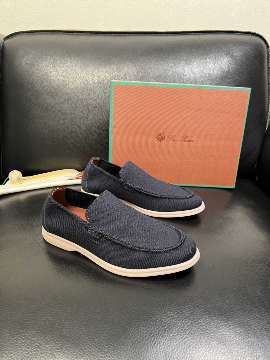 Loro Piana 高品质 顶级工艺品 诺悠翩雅 新品专柜同步原厂配置，鞋面意大利进口牛皮面料，高品质