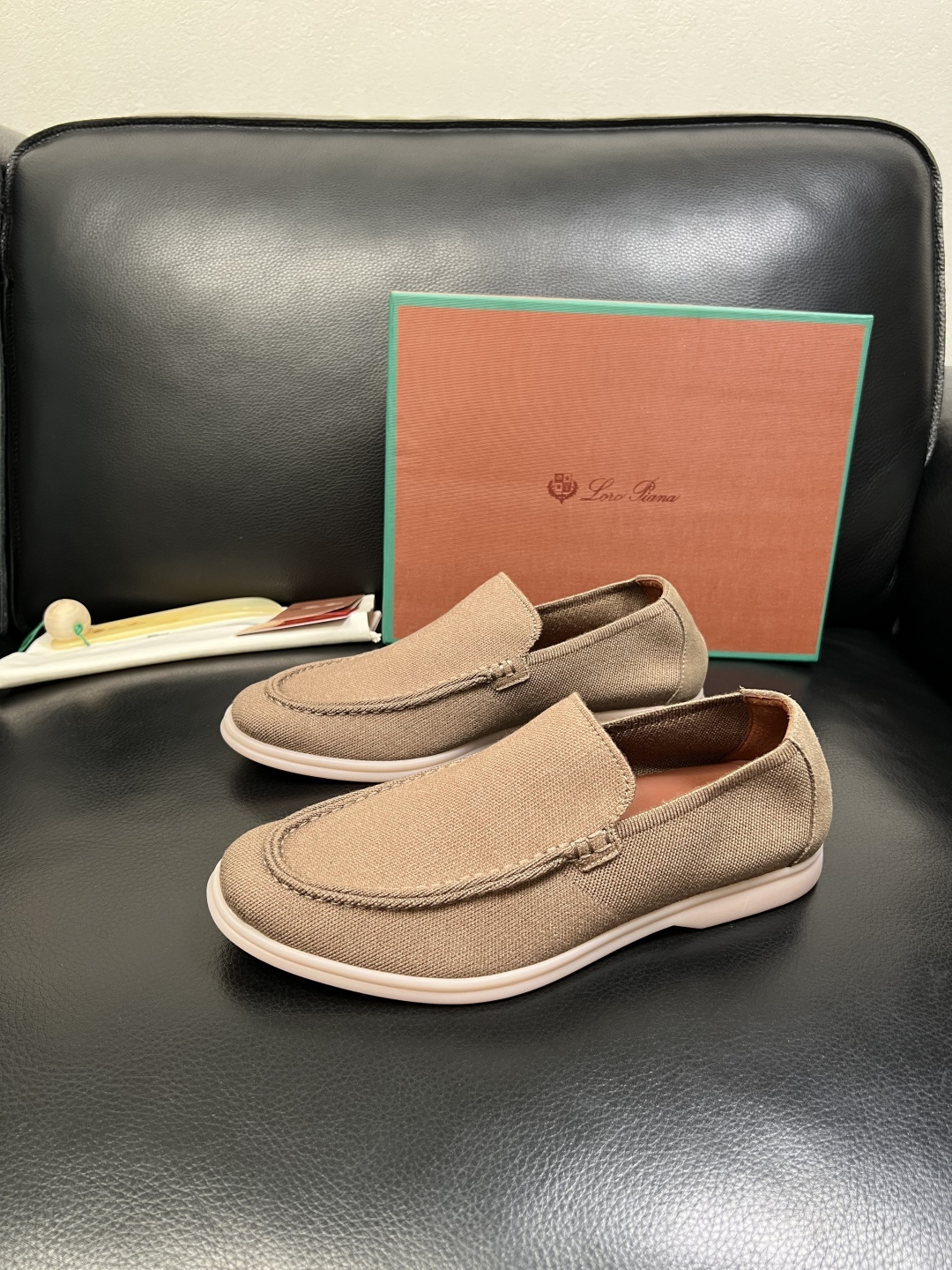 Loro Piana 高品质 顶级工艺品 诺悠翩雅 新品专柜同步原厂配置，鞋面意大利进口牛皮面料，高品质