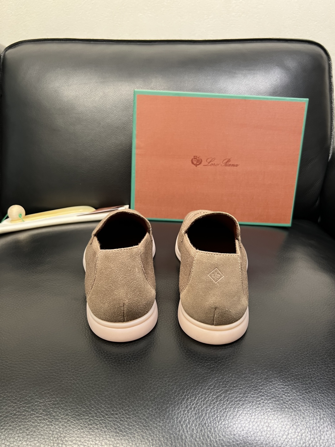 Loro Piana 高品质 顶级工艺品 诺悠翩雅 新品专柜同步原厂配置，鞋面意大利进口牛皮面料，高品质