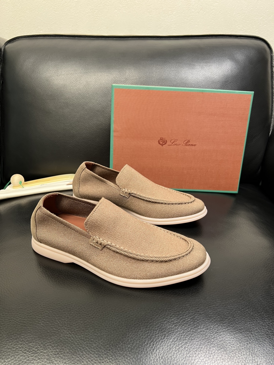Loro Piana 高品质 顶级工艺品 诺悠翩雅 新品专柜同步原厂配置，鞋面意大利进口牛皮面料，高品质