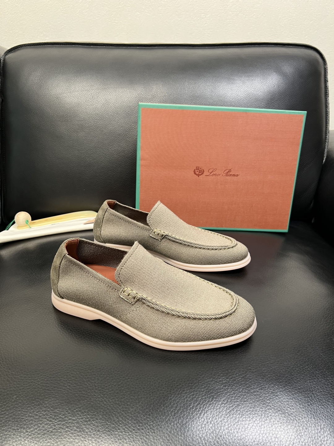 Loro Piana 高品质 顶级工艺品 诺悠翩雅 新品专柜同步原厂配置，鞋面意大利进口牛皮面料，高品质