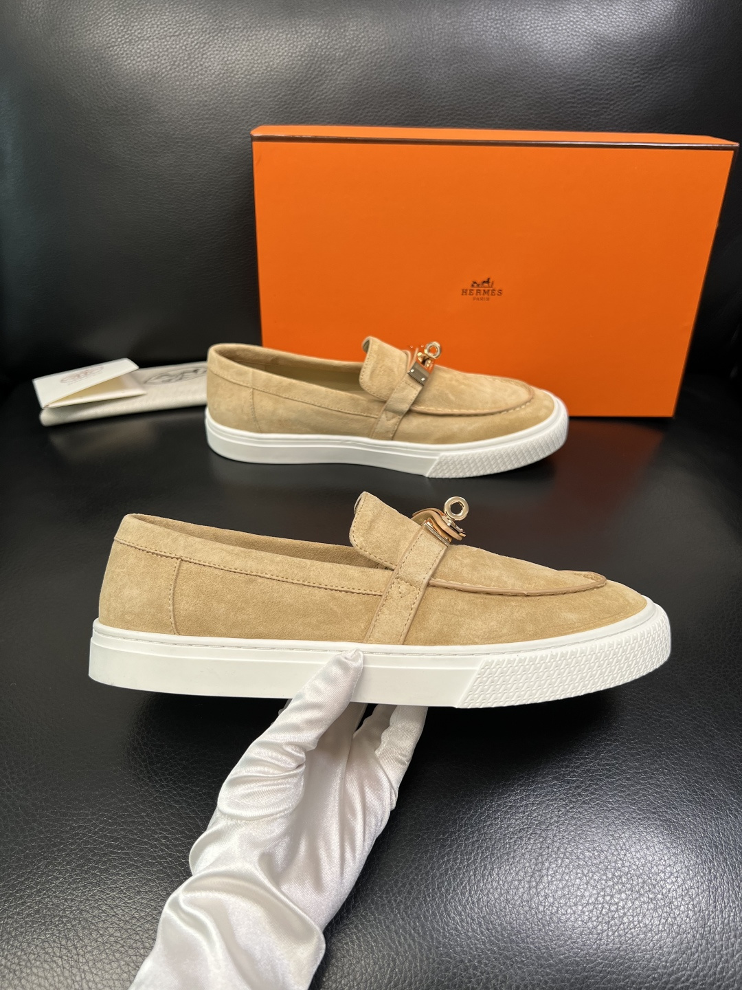 带飞机盒 Hermes 高品质 顶级工艺品 爱马仕 专柜同步发售原厂配置，意大利进口原版牛皮面料，高品质