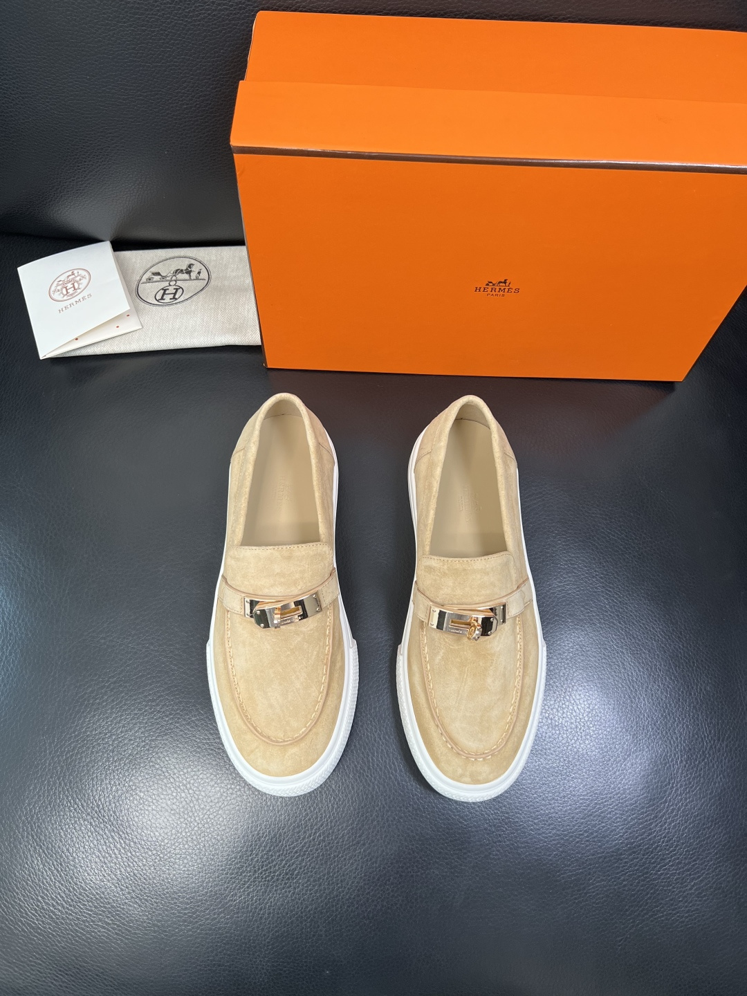 带飞机盒 Hermes 高品质 顶级工艺品 爱马仕 专柜同步发售原厂配置，意大利进口原版牛皮面料，高品质
