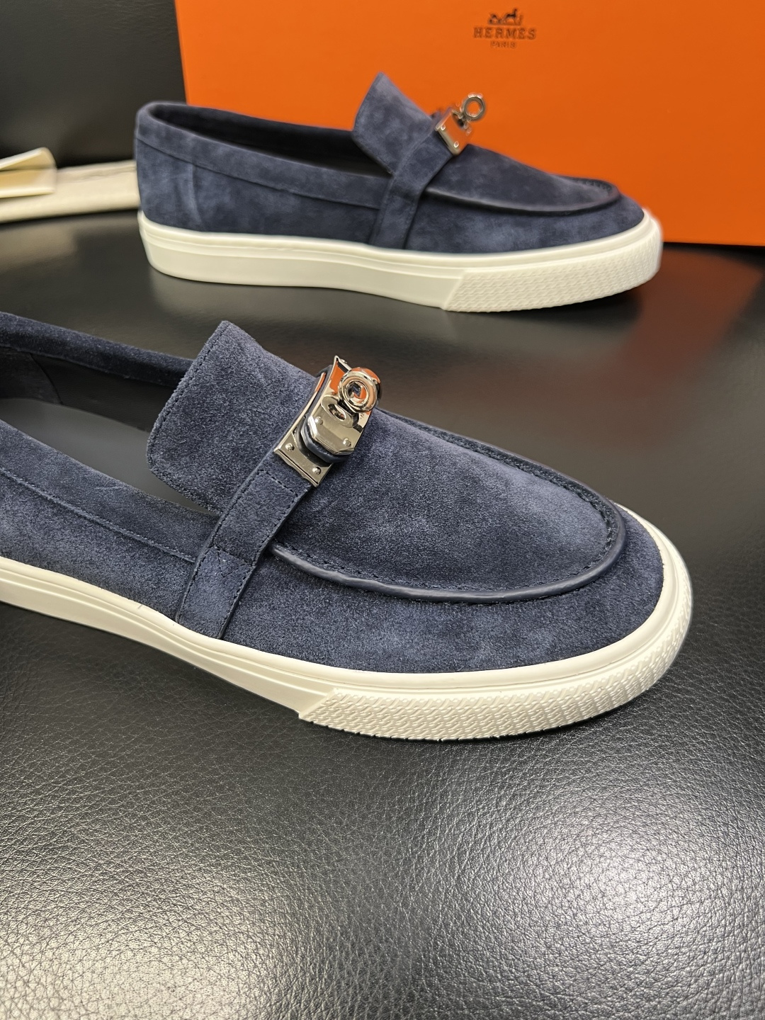 带飞机盒 Hermes 高品质 顶级工艺品 爱马仕 专柜同步发售原厂配置，意大利进口原版牛皮面料，高品质