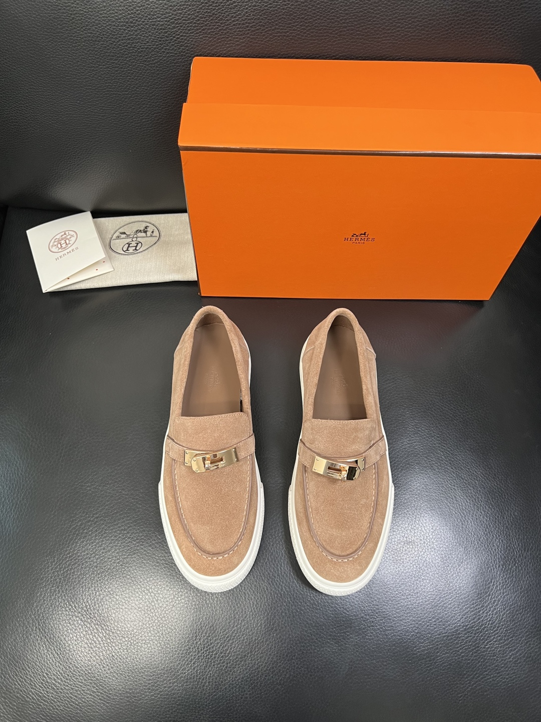 带飞机盒 Hermes 高品质 顶级工艺品 爱马仕 专柜同步发售原厂配置，意大利进口原版牛皮面料，高品质