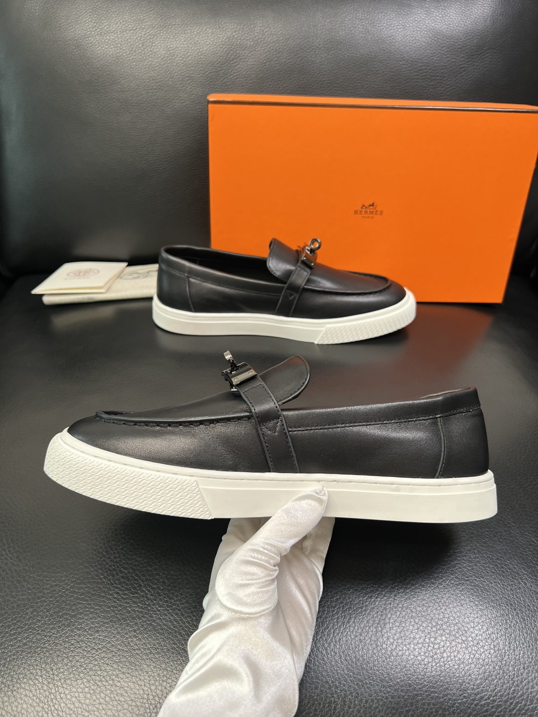 带飞机盒 Hermes 高品质 顶级工艺品 爱马仕 专柜同步发售原厂配置，意大利进口原版牛皮面料，高品质