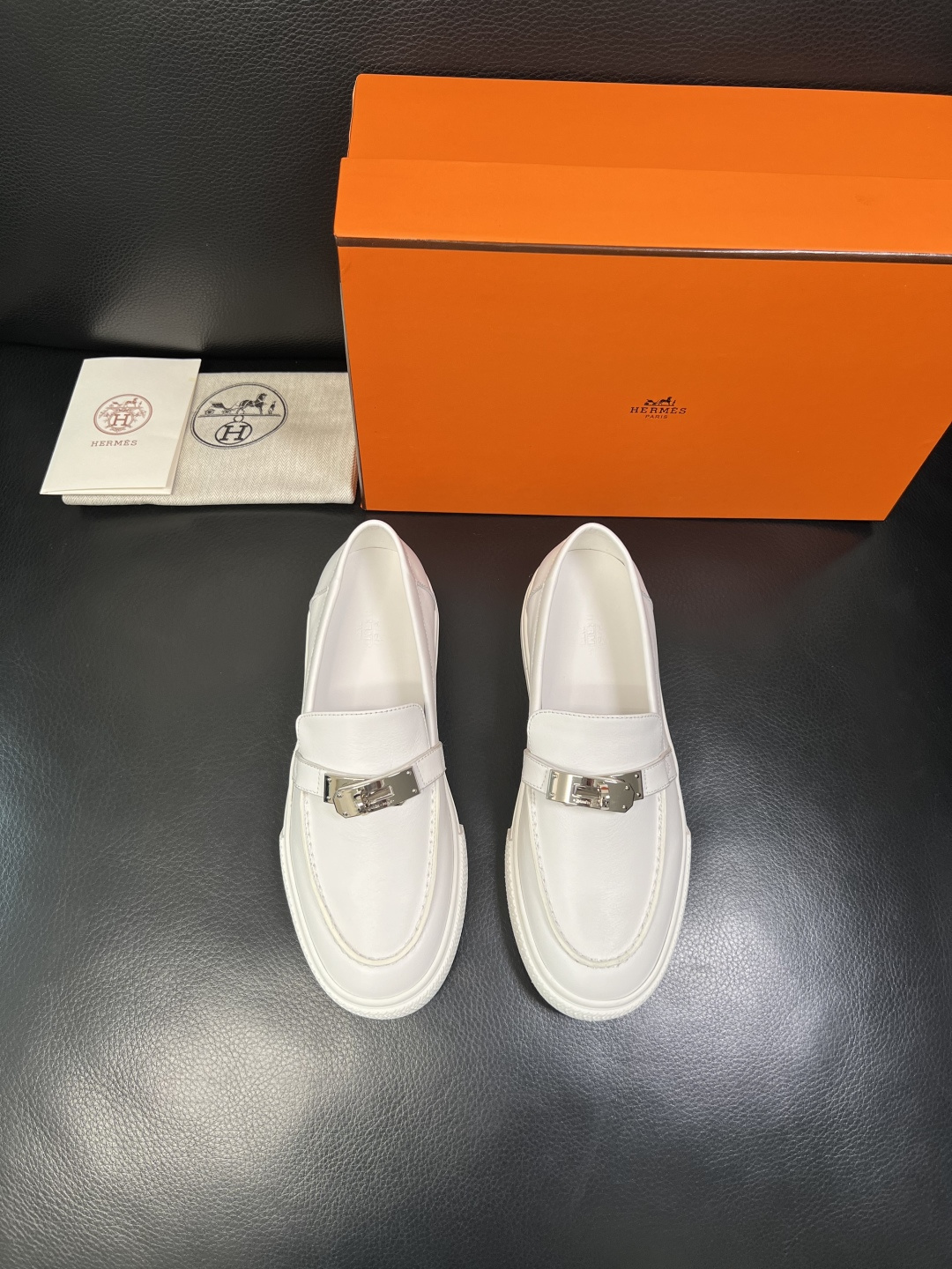 带飞机盒 Hermes 高品质 顶级工艺品 爱马仕 专柜同步发售原厂配置，意大利进口原版牛皮面料，高品质