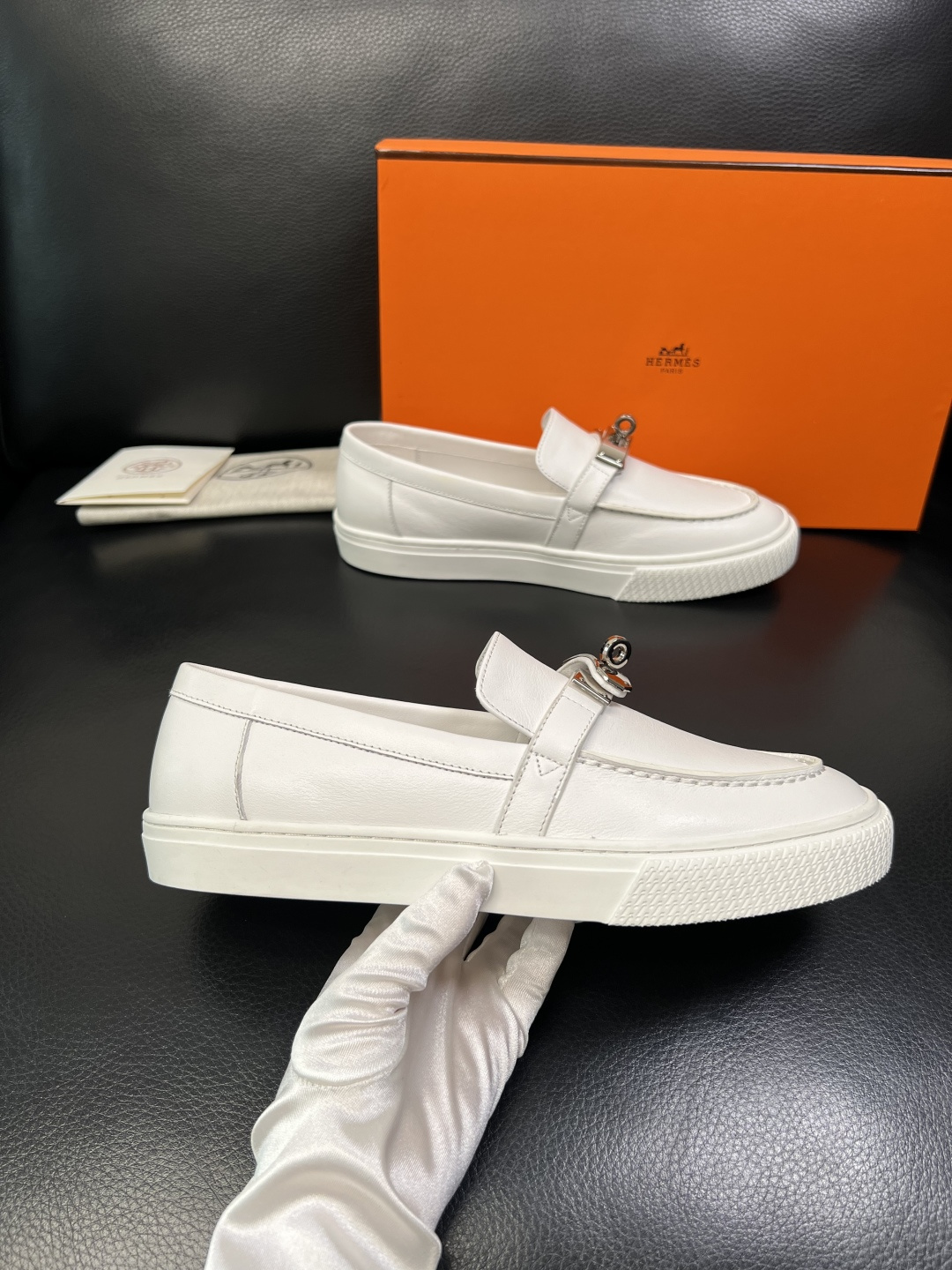 带飞机盒 Hermes 高品质 顶级工艺品 爱马仕 专柜同步发售原厂配置，意大利进口原版牛皮面料，高品质