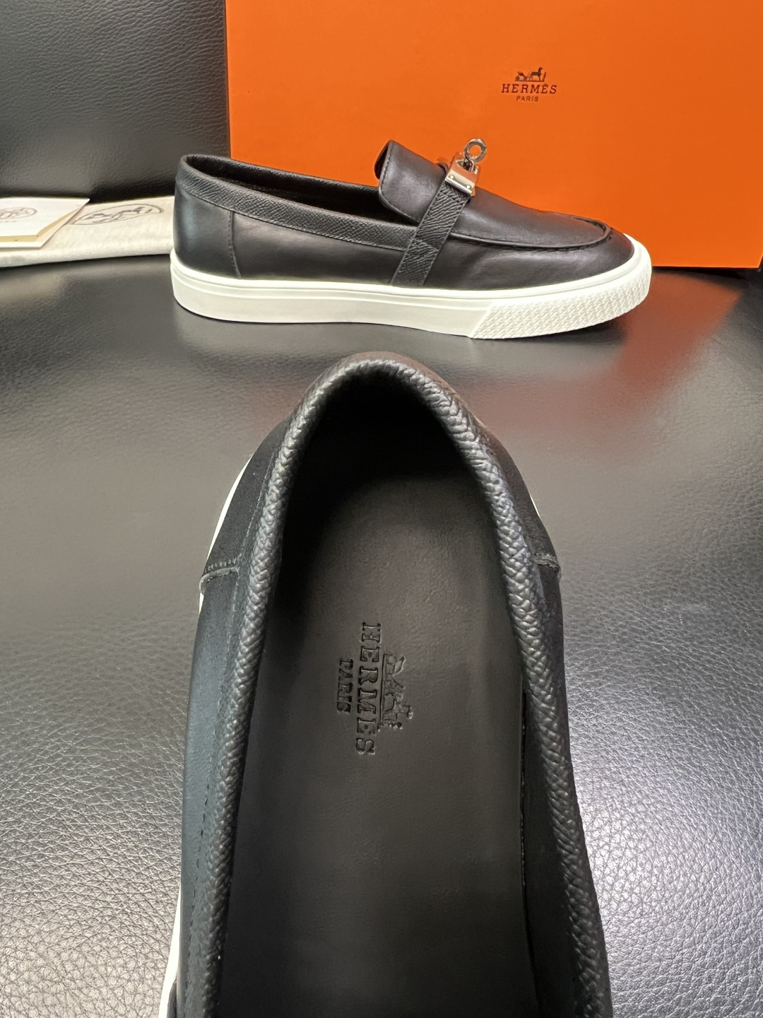 带飞机盒 Hermes 高品质 顶级工艺品 爱马仕 专柜同步发售原厂配置，意大利进口原版牛皮面料，高品质