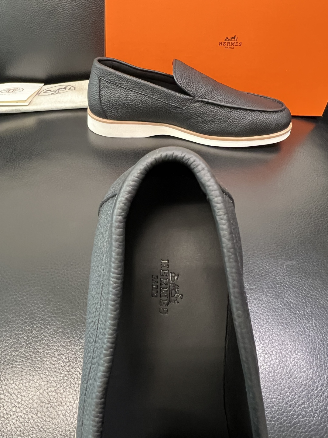 带飞机盒 Hermes 高品质 顶级工艺品 爱马仕 专柜同步发售原厂配置，意大利进口原版牛皮面料，高品质