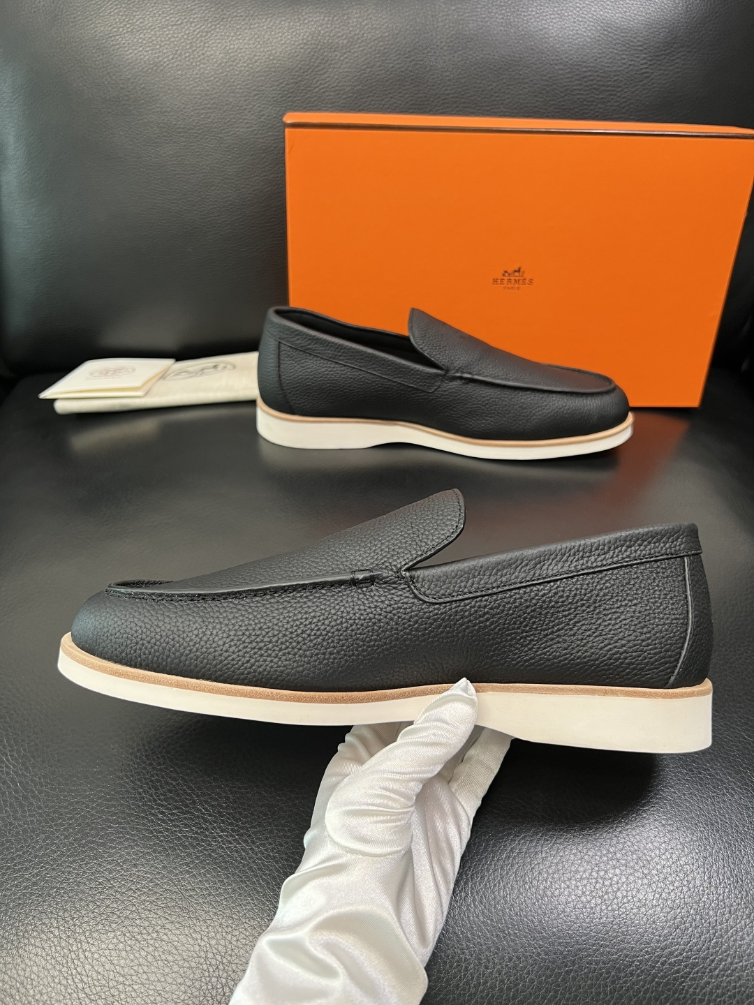 带飞机盒 Hermes 高品质 顶级工艺品 爱马仕 专柜同步发售原厂配置，意大利进口原版牛皮面料，高品质