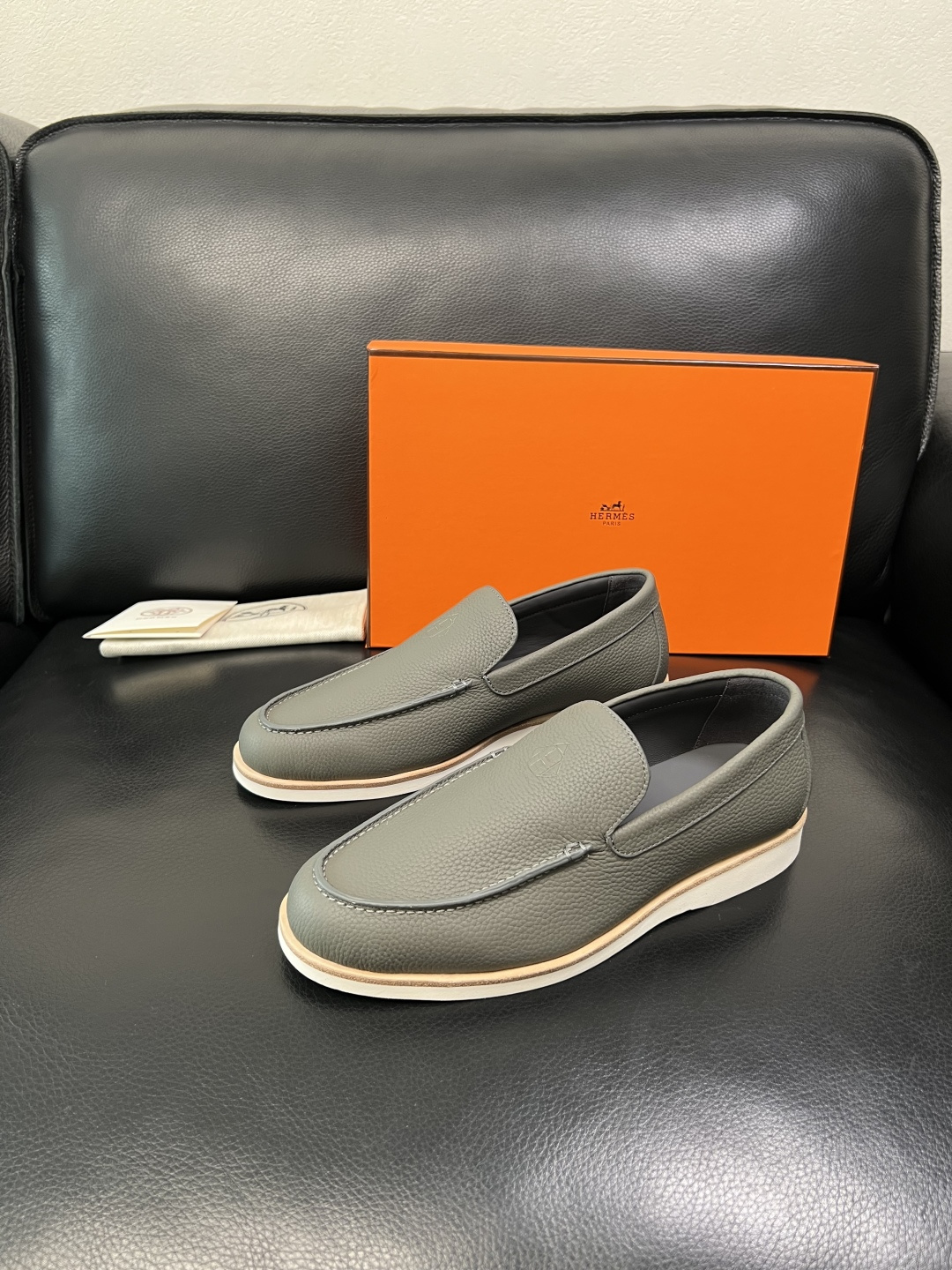 带飞机盒 Hermes 高品质 顶级工艺品 爱马仕 专柜同步发售原厂配置，意大利进口原版牛皮面料，高品质