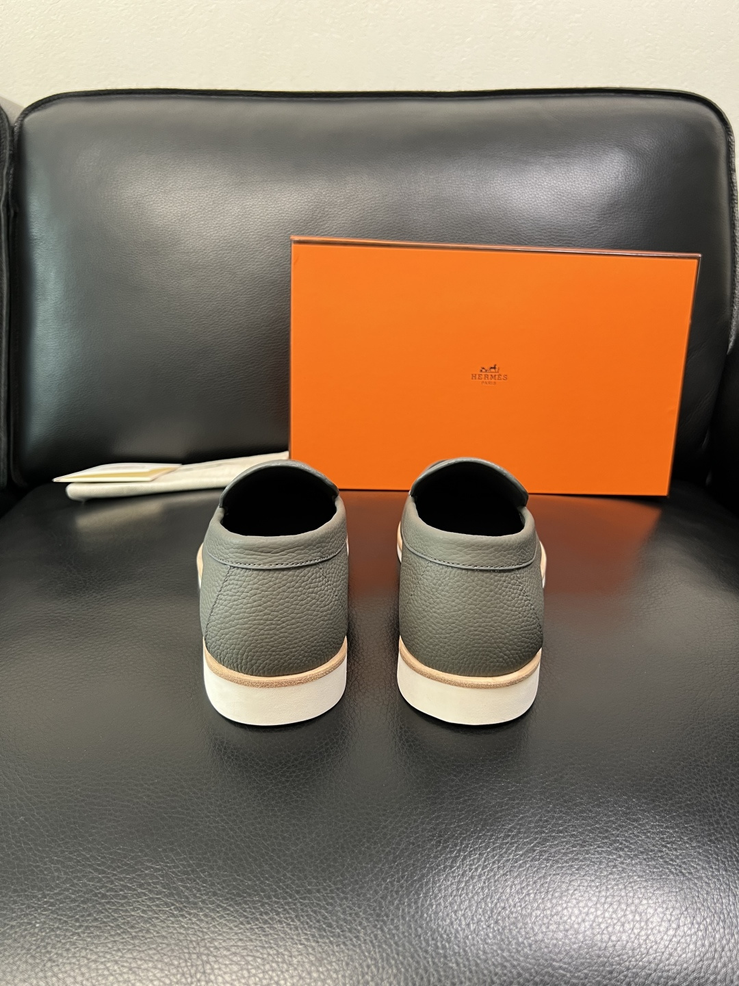 带飞机盒 Hermes 高品质 顶级工艺品 爱马仕 专柜同步发售原厂配置，意大利进口原版牛皮面料，高品质