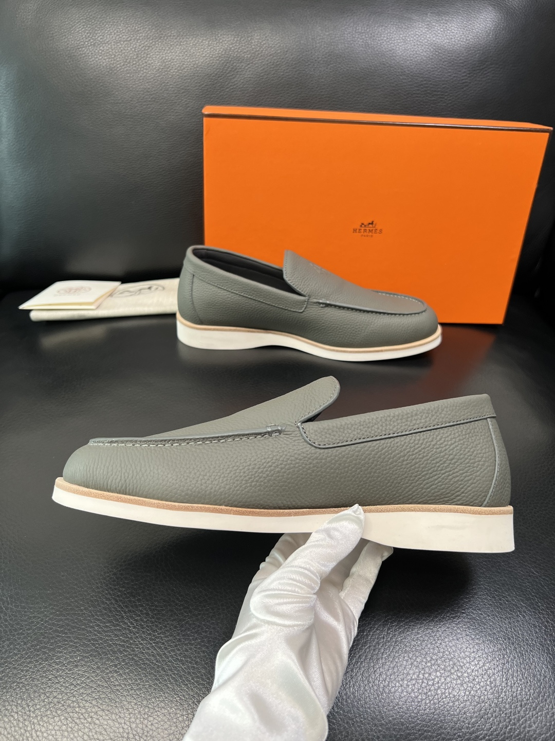 带飞机盒 Hermes 高品质 顶级工艺品 爱马仕 专柜同步发售原厂配置，意大利进口原版牛皮面料，高品质