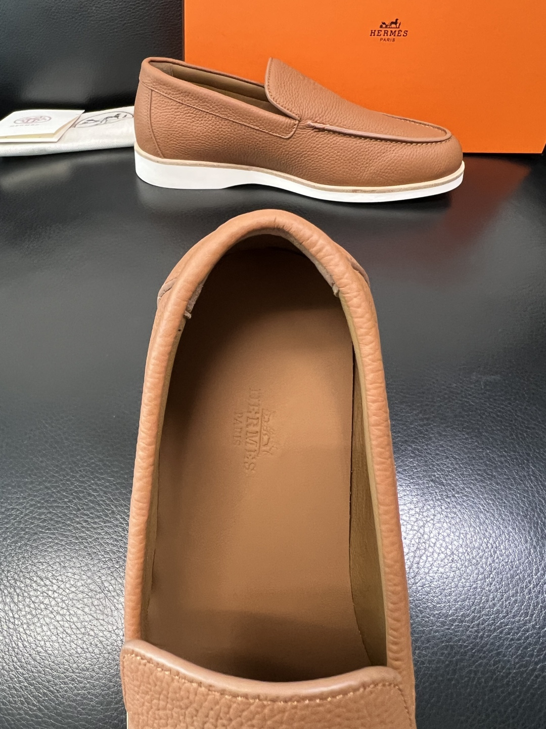 带飞机盒 Hermes 高品质 顶级工艺品 爱马仕 专柜同步发售原厂配置，意大利进口原版牛皮面料，高品质