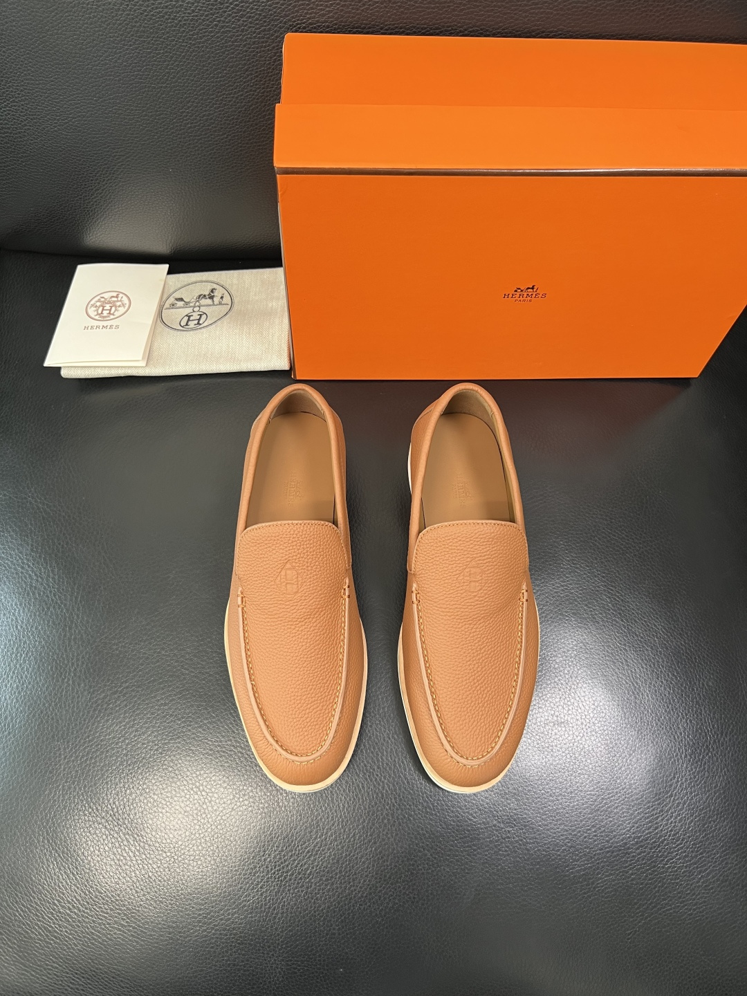 带飞机盒 Hermes 高品质 顶级工艺品 爱马仕 专柜同步发售原厂配置，意大利进口原版牛皮面料，高品质
