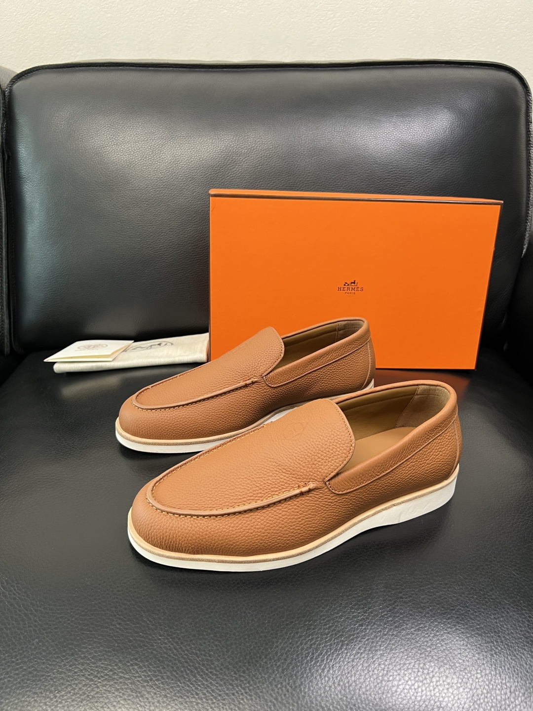 带飞机盒 Hermes 高品质 顶级工艺品 爱马仕 专柜同步发售原厂配置，意大利进口原版牛皮面料，高品质