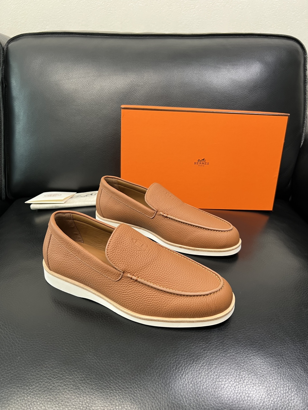 带飞机盒 Hermes 高品质 顶级工艺品 爱马仕 专柜同步发售原厂配置，意大利进口原版牛皮面料，高品质