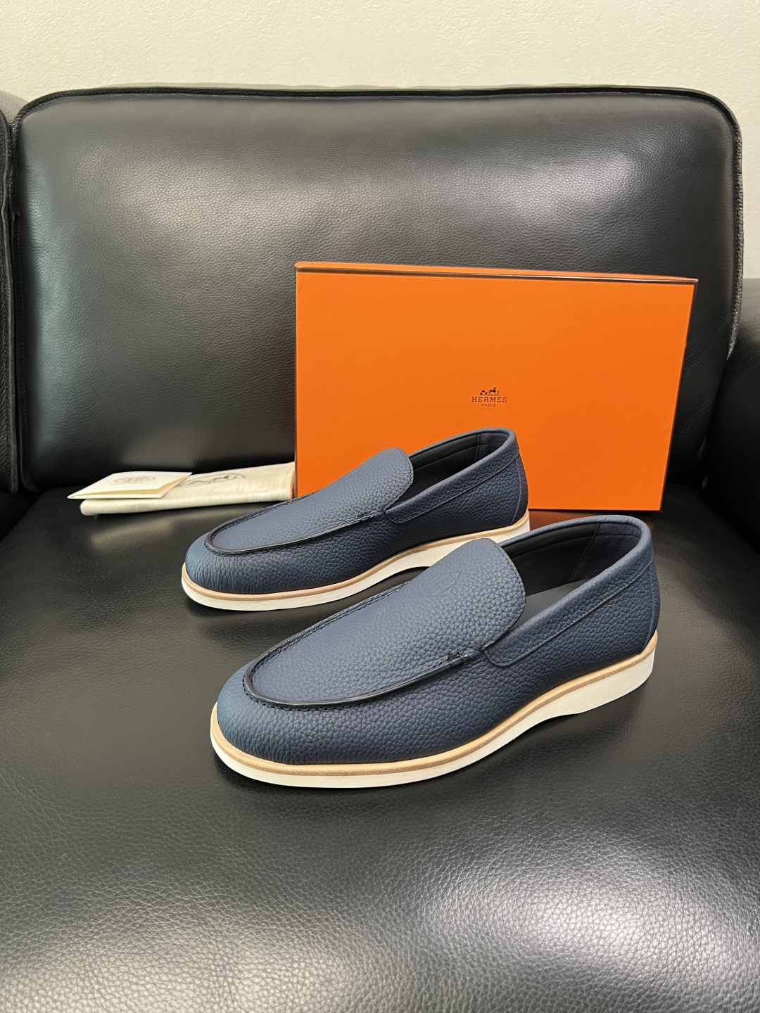 带飞机盒 Hermes 高品质 顶级工艺品 爱马仕 专柜同步发售原厂配置，意大利进口原版牛皮面料，高品质