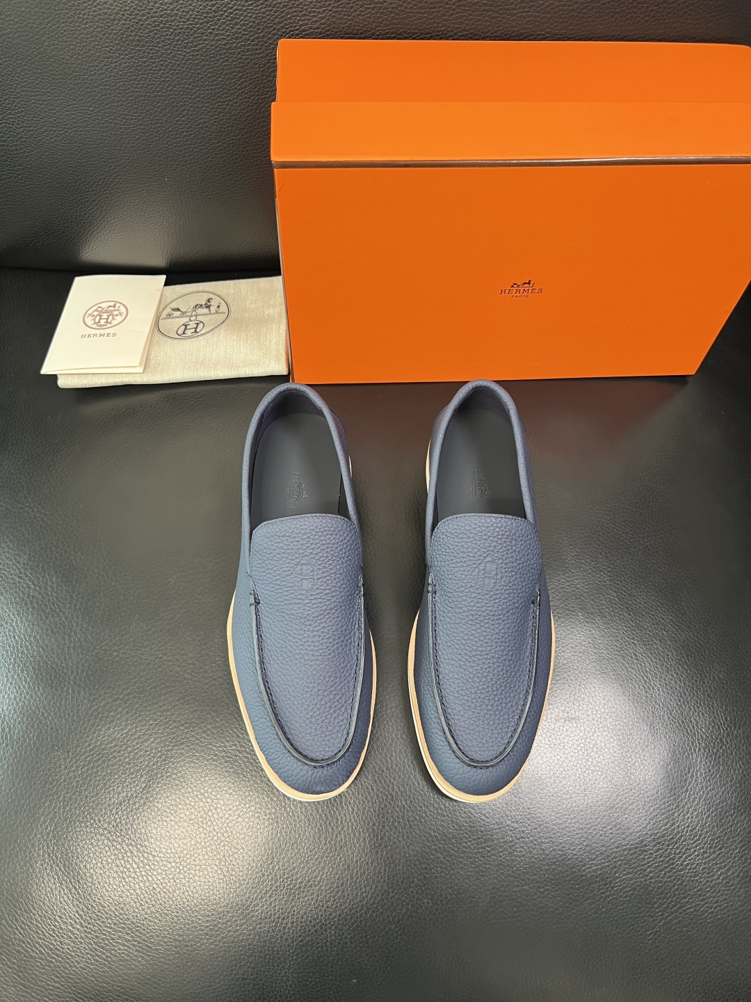 带飞机盒 Hermes 高品质 顶级工艺品 爱马仕 专柜同步发售原厂配置，意大利进口原版牛皮面料，高品质