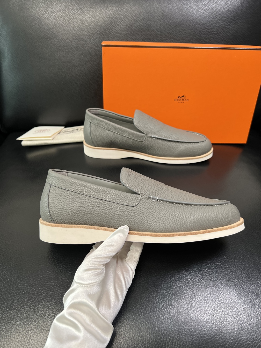 带飞机盒 Hermes 高品质 顶级工艺品 爱马仕 专柜同步发售原厂配置，意大利进口原版牛皮面料，高品质