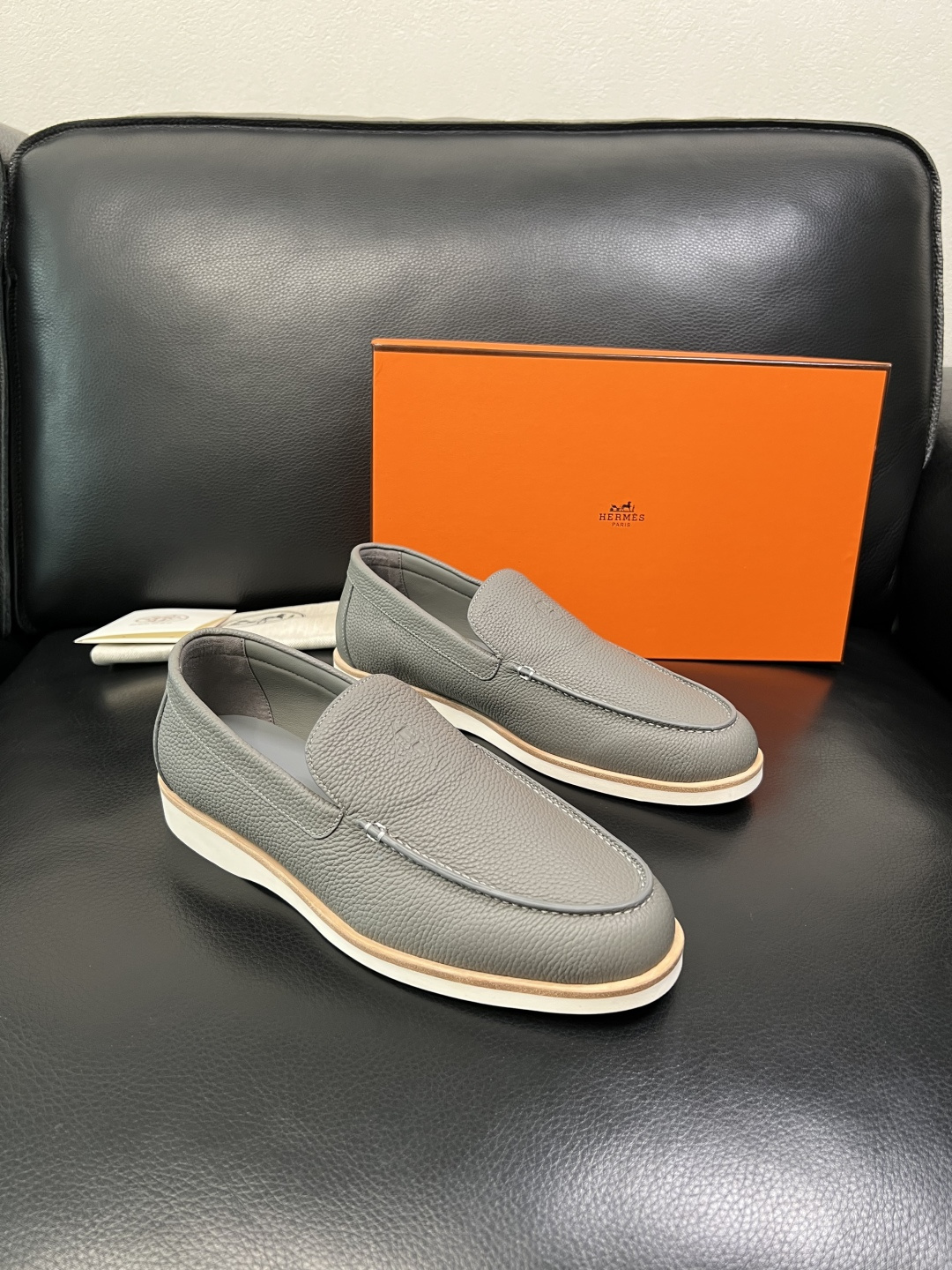 带飞机盒 Hermes 高品质 顶级工艺品 爱马仕 专柜同步发售原厂配置，意大利进口原版牛皮面料，高品质
