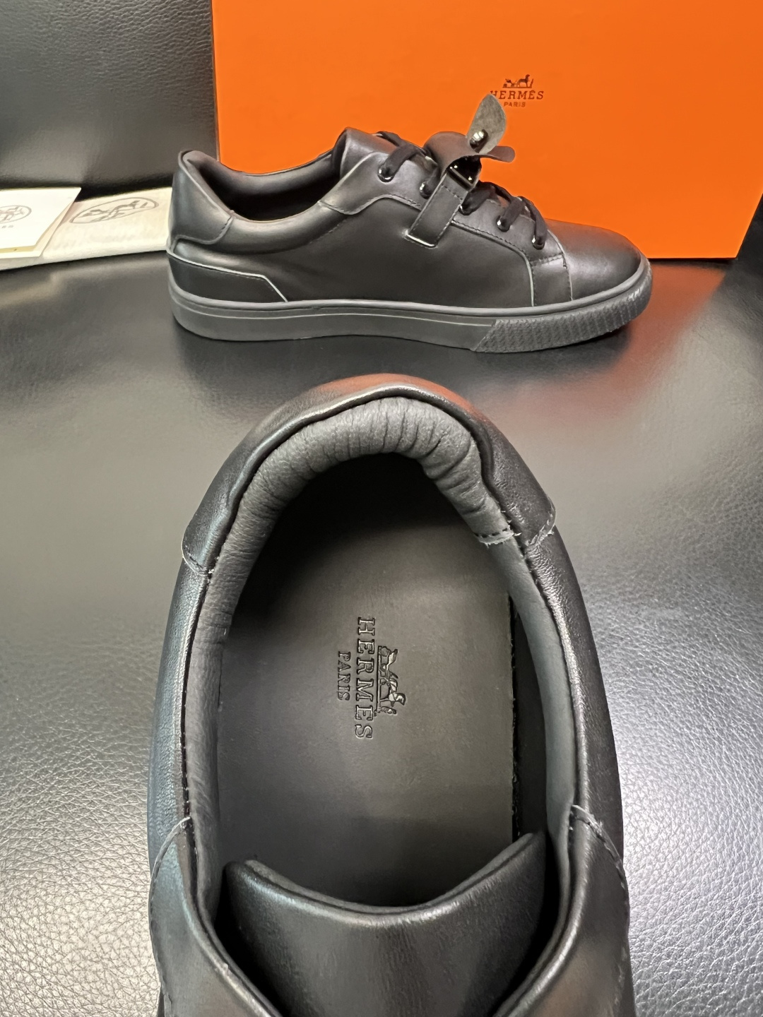 带飞机盒 Hermes 高品质 顶级工艺品 爱马仕 专柜同步发售原厂配置，意大利进口原版牛皮面料，高品质