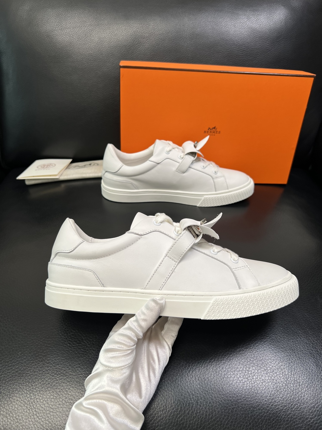 带飞机盒 Hermes 高品质 顶级工艺品 爱马仕 专柜同步发售原厂配置，意大利进口原版牛皮面料，高品质