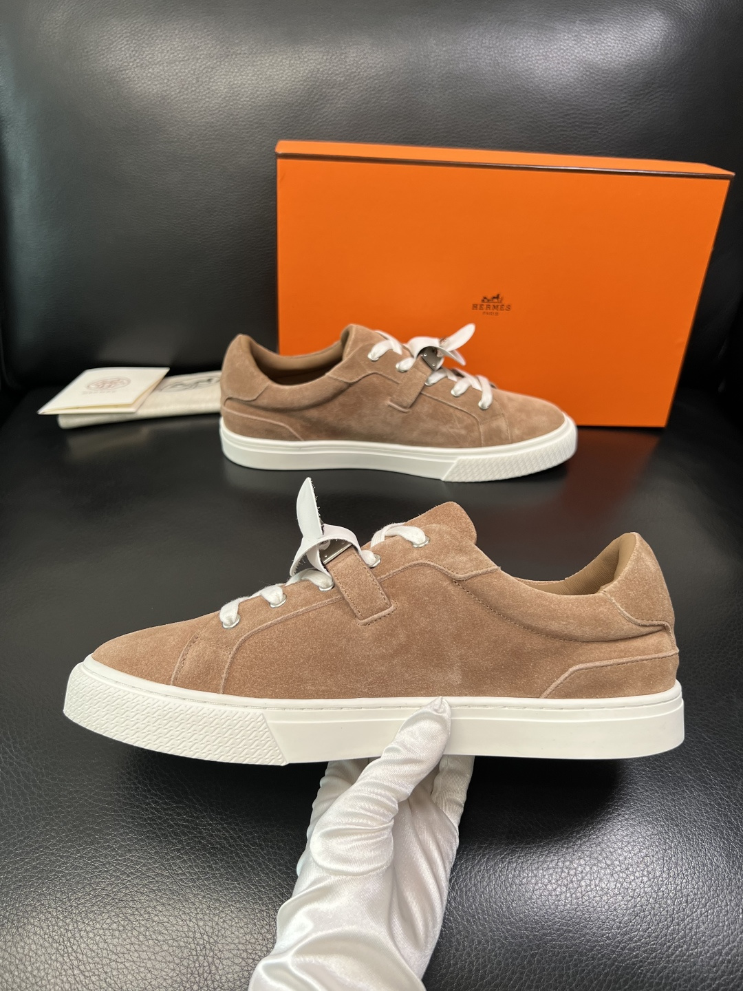 带飞机盒 Hermes 高品质 顶级工艺品 爱马仕 专柜同步发售原厂配置，意大利进口原版牛皮面料，高品质