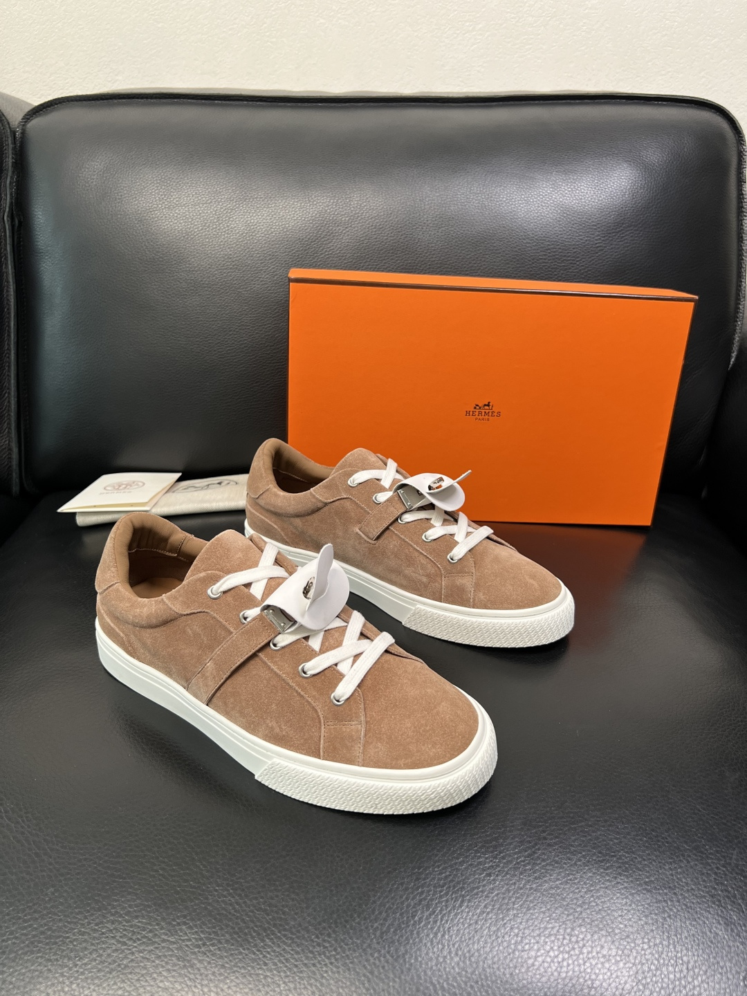 带飞机盒 Hermes 高品质 顶级工艺品 爱马仕 专柜同步发售原厂配置，意大利进口原版牛皮面料，高品质