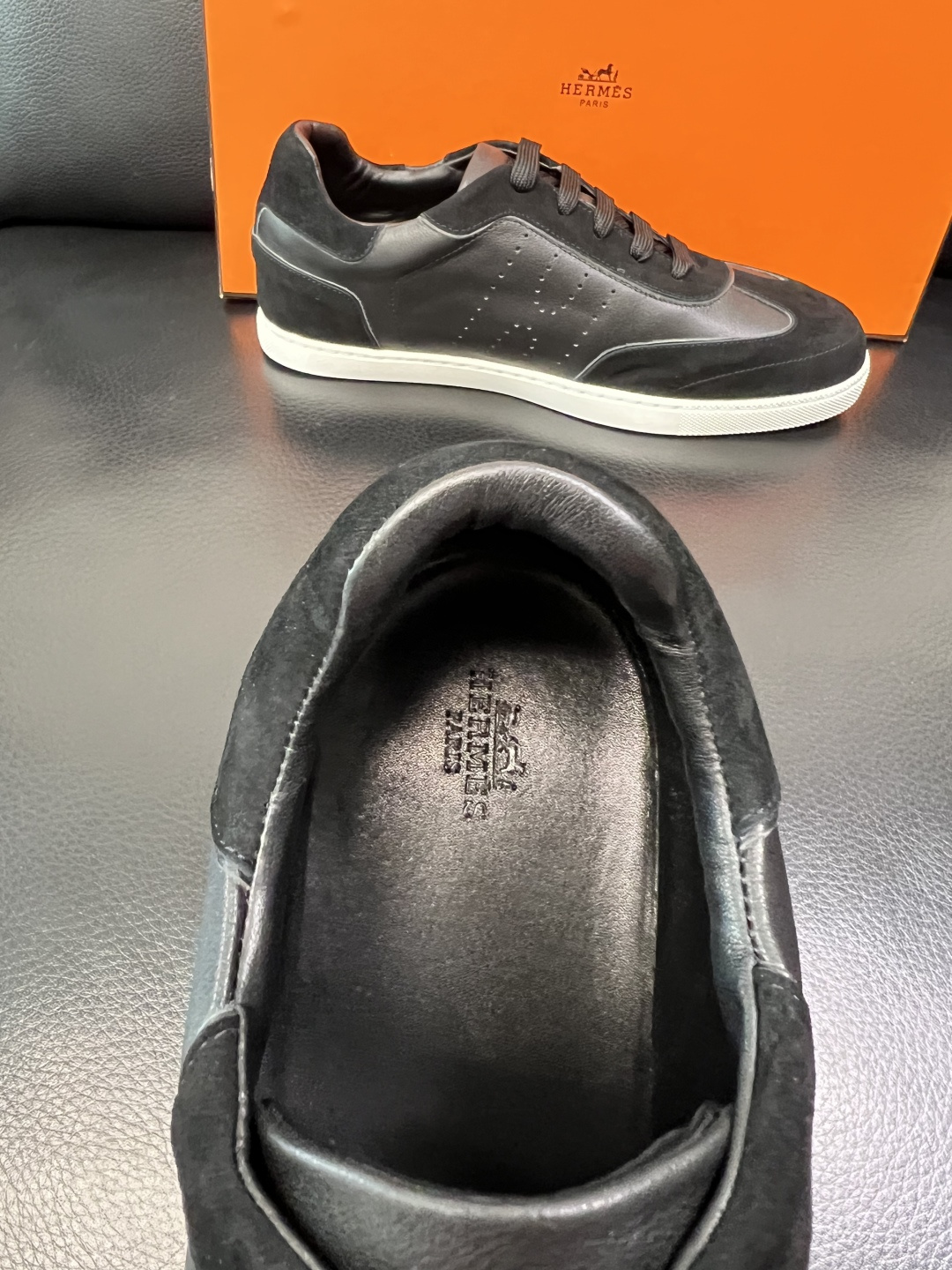 Hermes 高品质 顶级工艺品 爱马仕 专柜同步发售原厂配置，意大利进口原版牛皮面料，高品质拼接工艺，