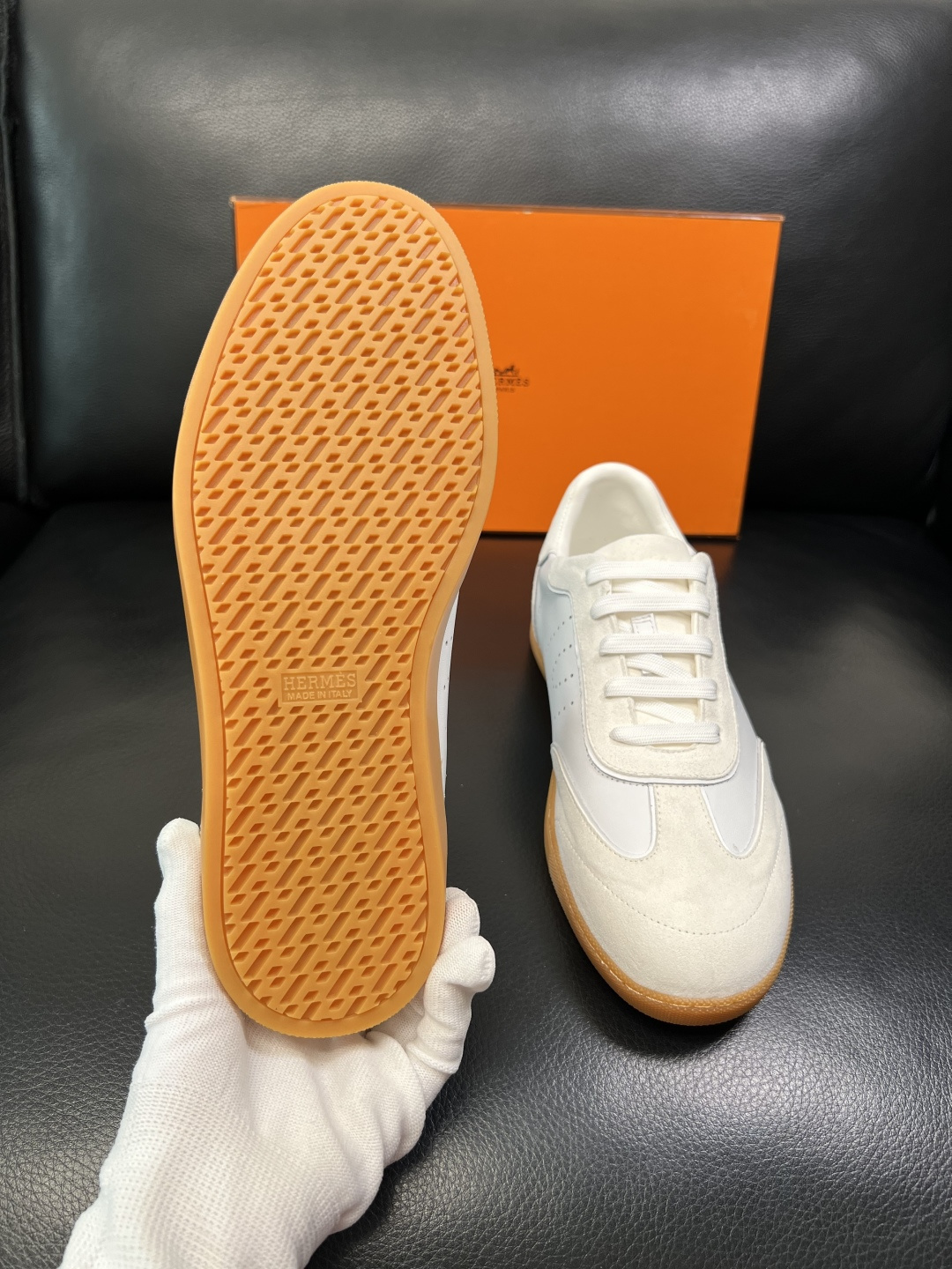 Hermes 高品质 顶级工艺品 爱马仕 专柜同步发售原厂配置，意大利进口原版牛皮面料，高品质拼接工艺，