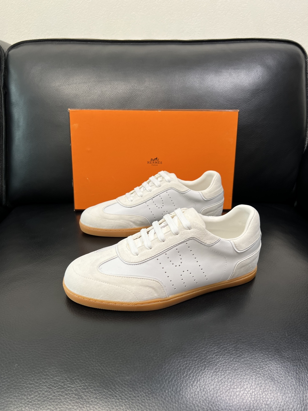 Hermes 高品质 顶级工艺品 爱马仕 专柜同步发售原厂配置，意大利进口原版牛皮面料，高品质拼接工艺，