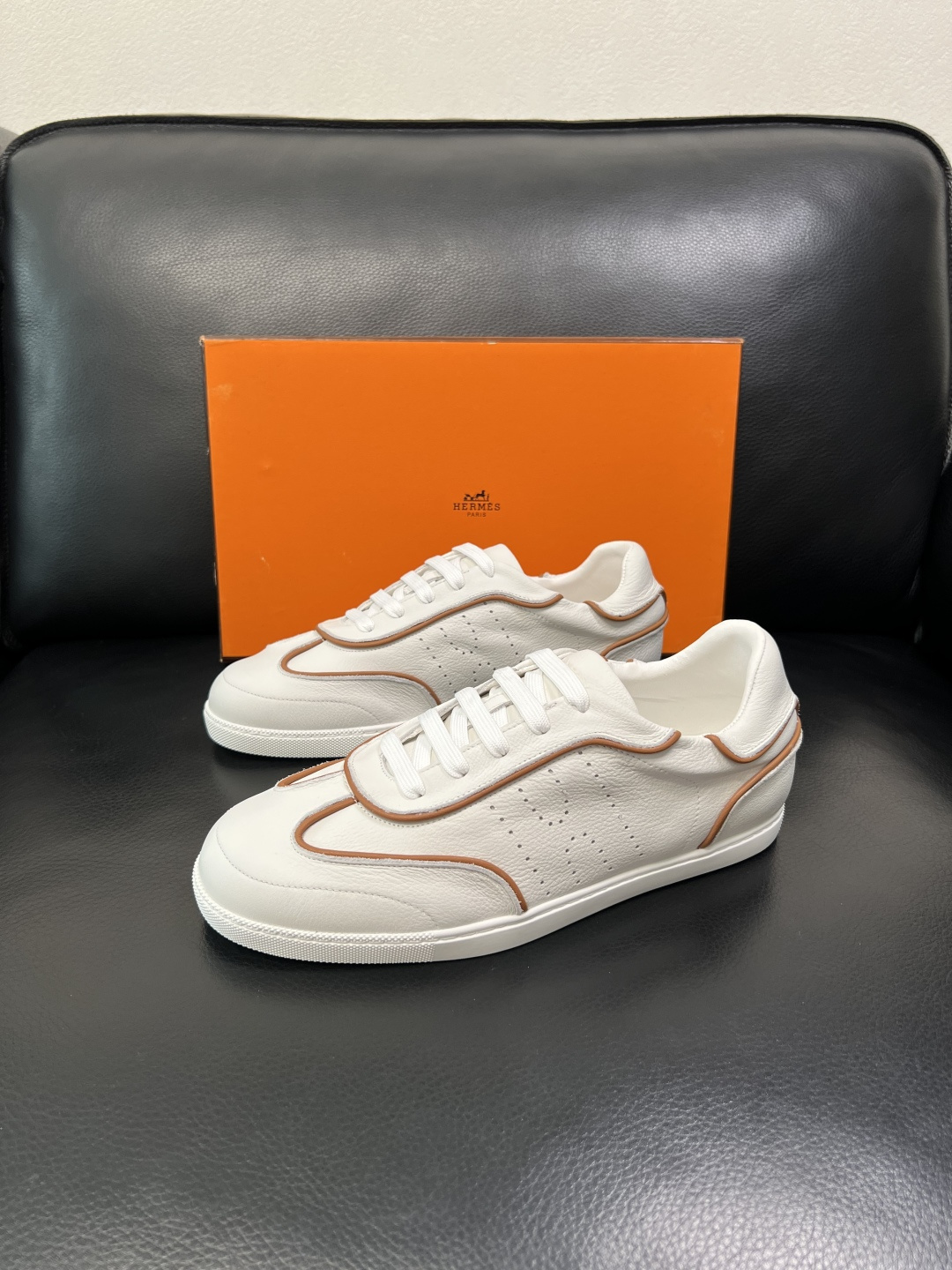 Hermes 高品质 顶级工艺品 爱马仕 专柜同步发售原厂配置，意大利进口原版牛皮面料，高品质拼接工艺，