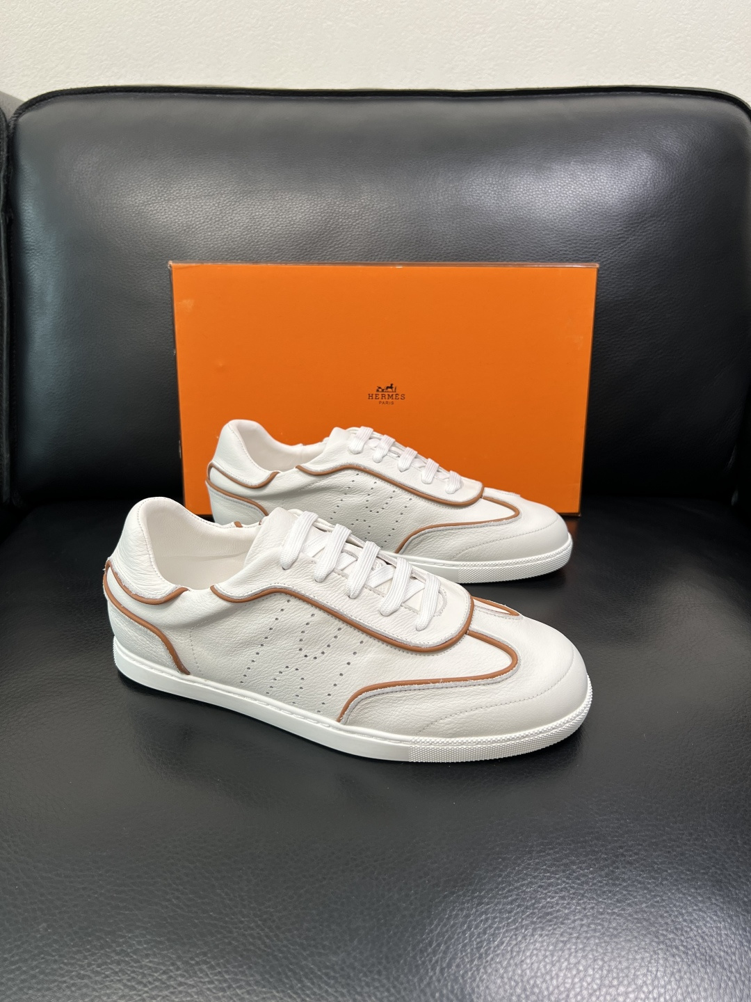 Hermes 高品质 顶级工艺品 爱马仕 专柜同步发售原厂配置，意大利进口原版牛皮面料，高品质拼接工艺，