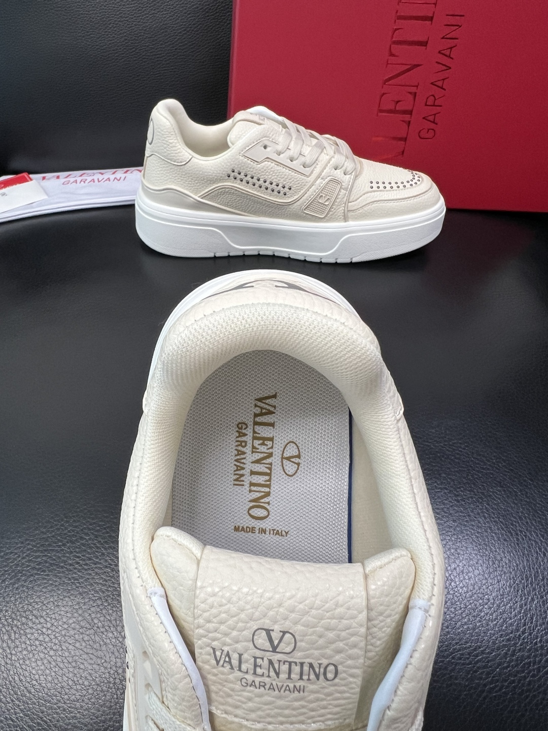 VALENTINO 高品质 顶级工艺品 华伦天奴，运动板鞋专柜同步，鞋面意大利进口，高品质拼接缤纷色彩复