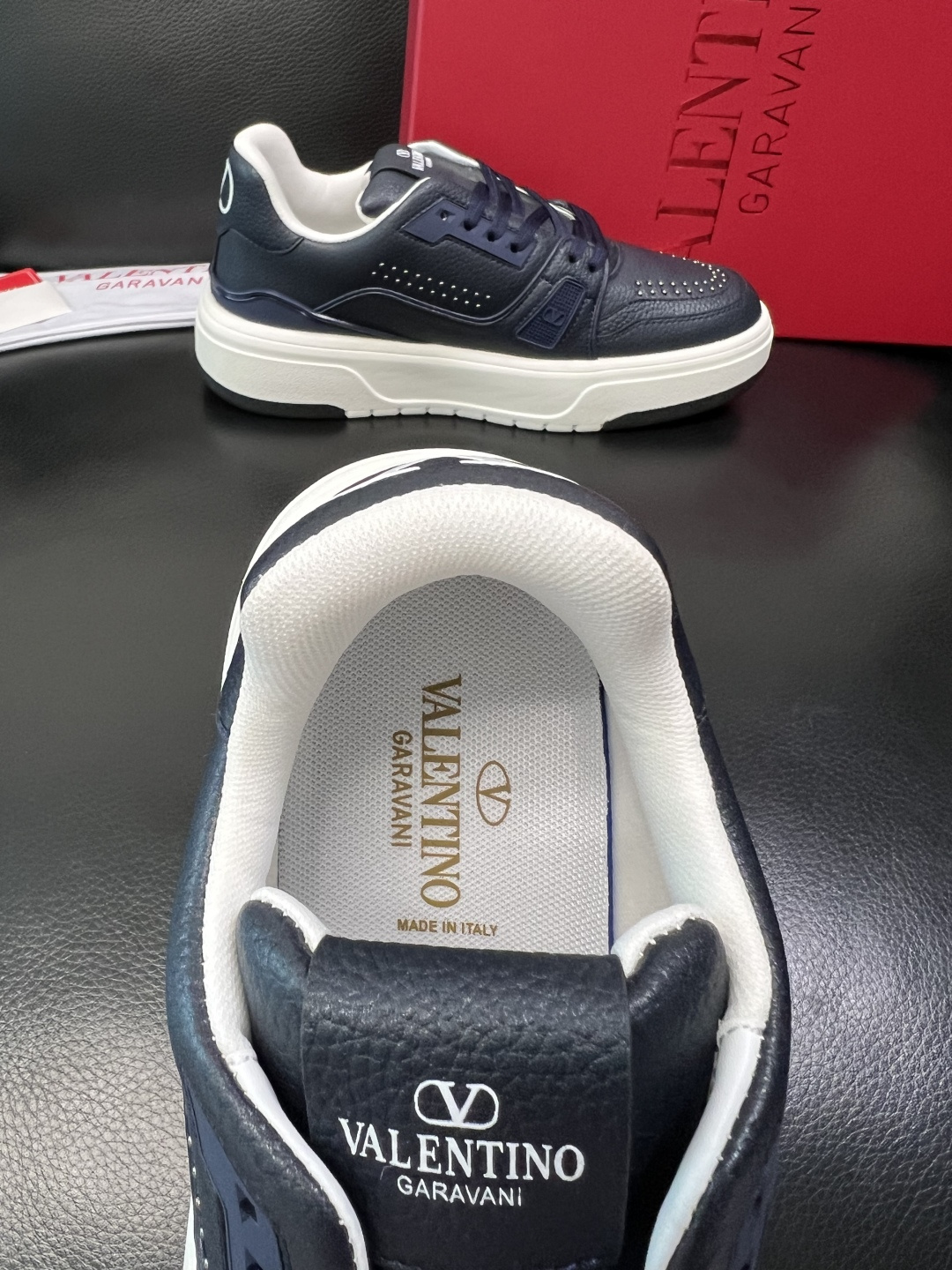 VALENTINO 高品质 顶级工艺品 华伦天奴，运动板鞋专柜同步，鞋面意大利进口，高品质拼接缤纷色彩复